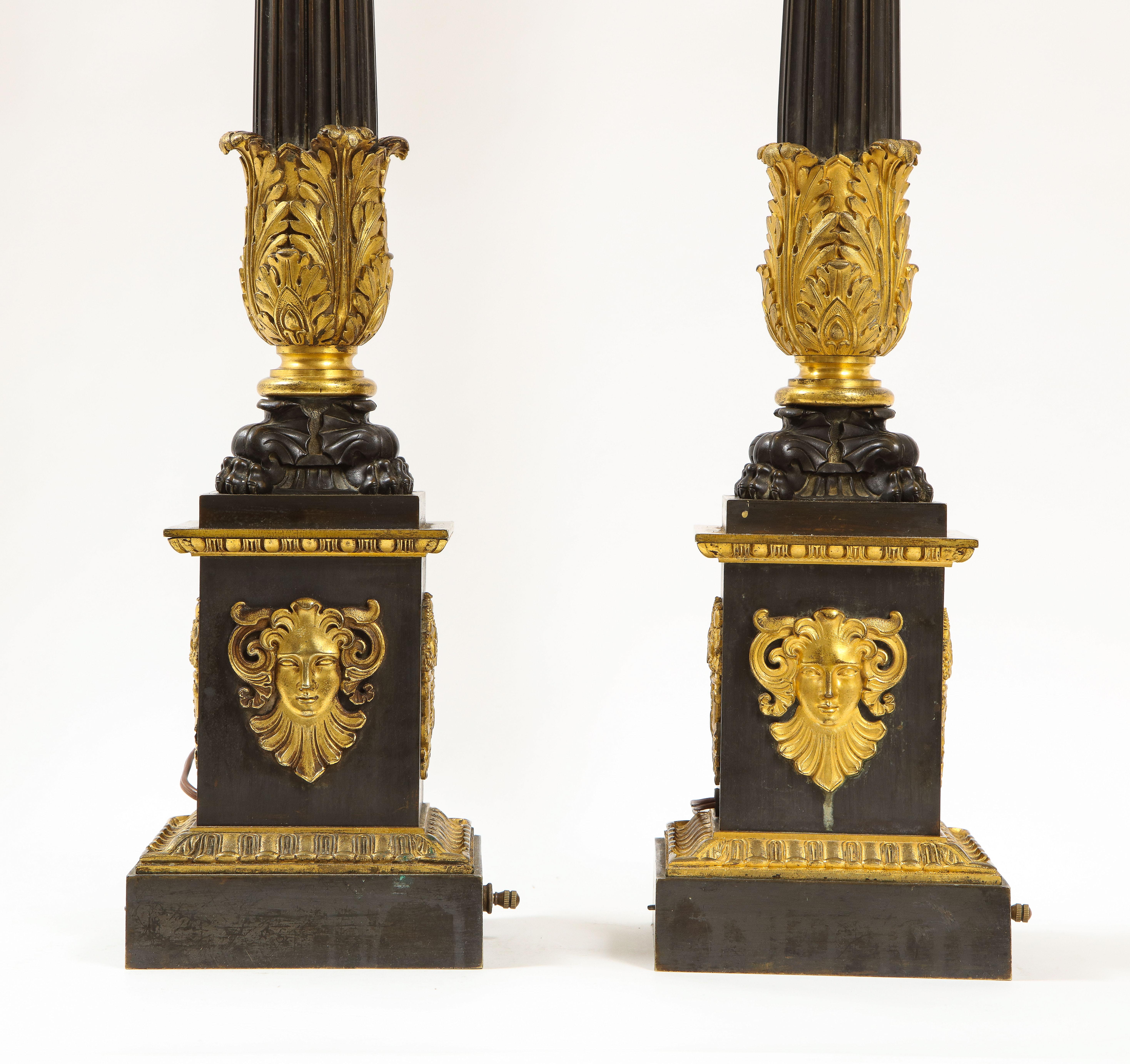 Pr. Candeleros de Bronce Patinado y Dorado de la Época Imperio Francesa Convertidos en Lámparas en venta 6