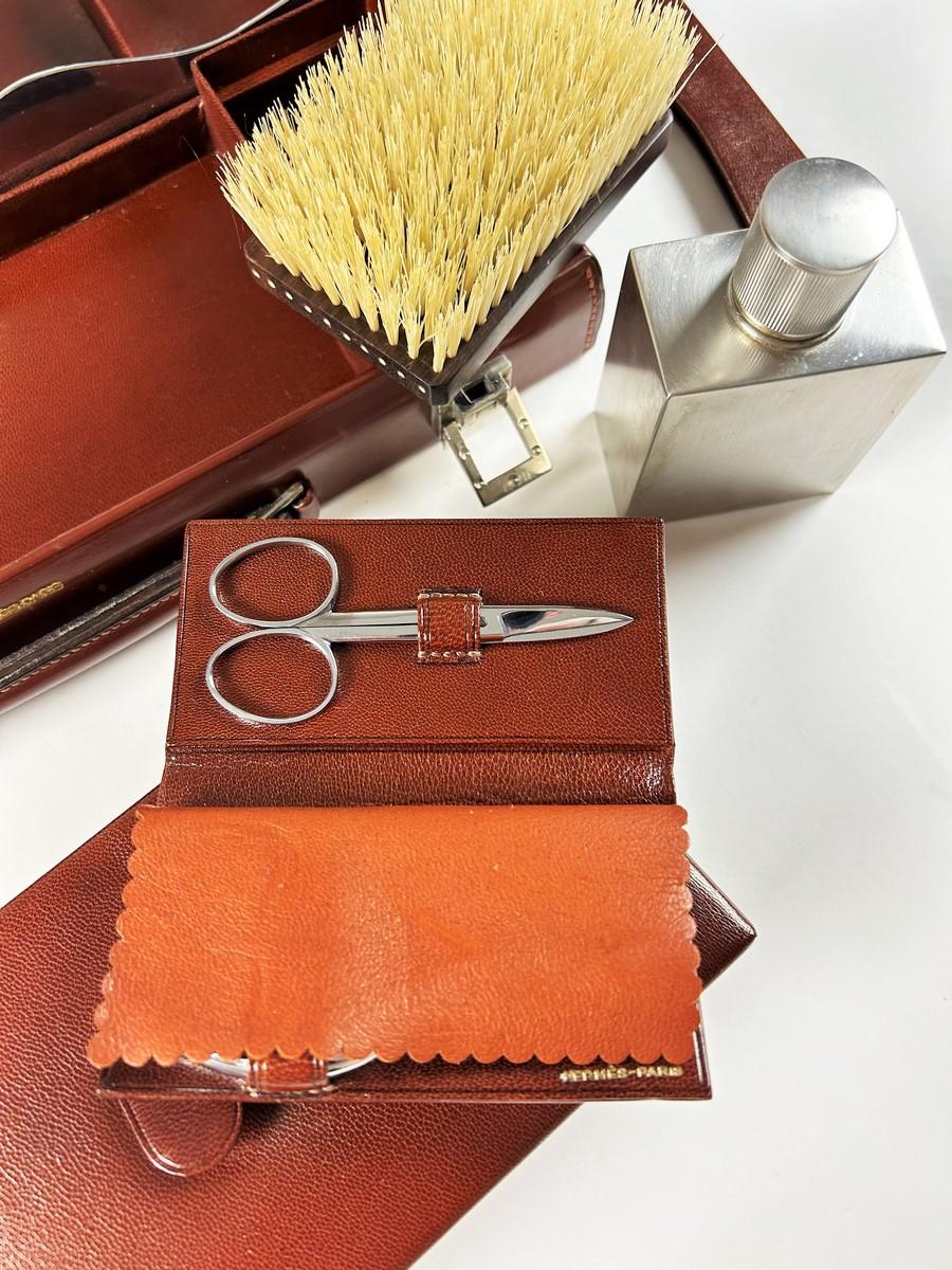 Eine kostbare Hermès Toiletry Leder Reisetasche CIRCA 1970 im Angebot 5