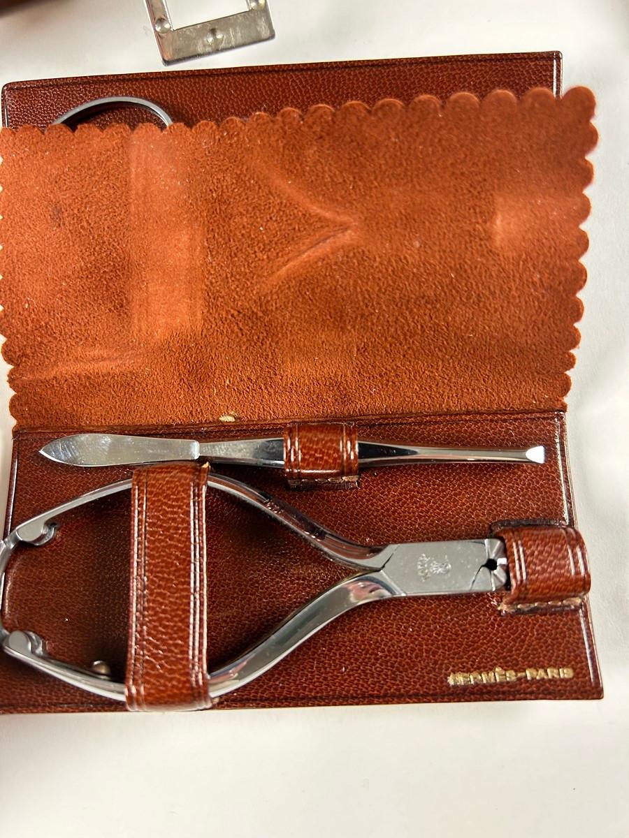 A Precious Hermès Toiletry Leather Travel Case Circa 1970 For Sale 5