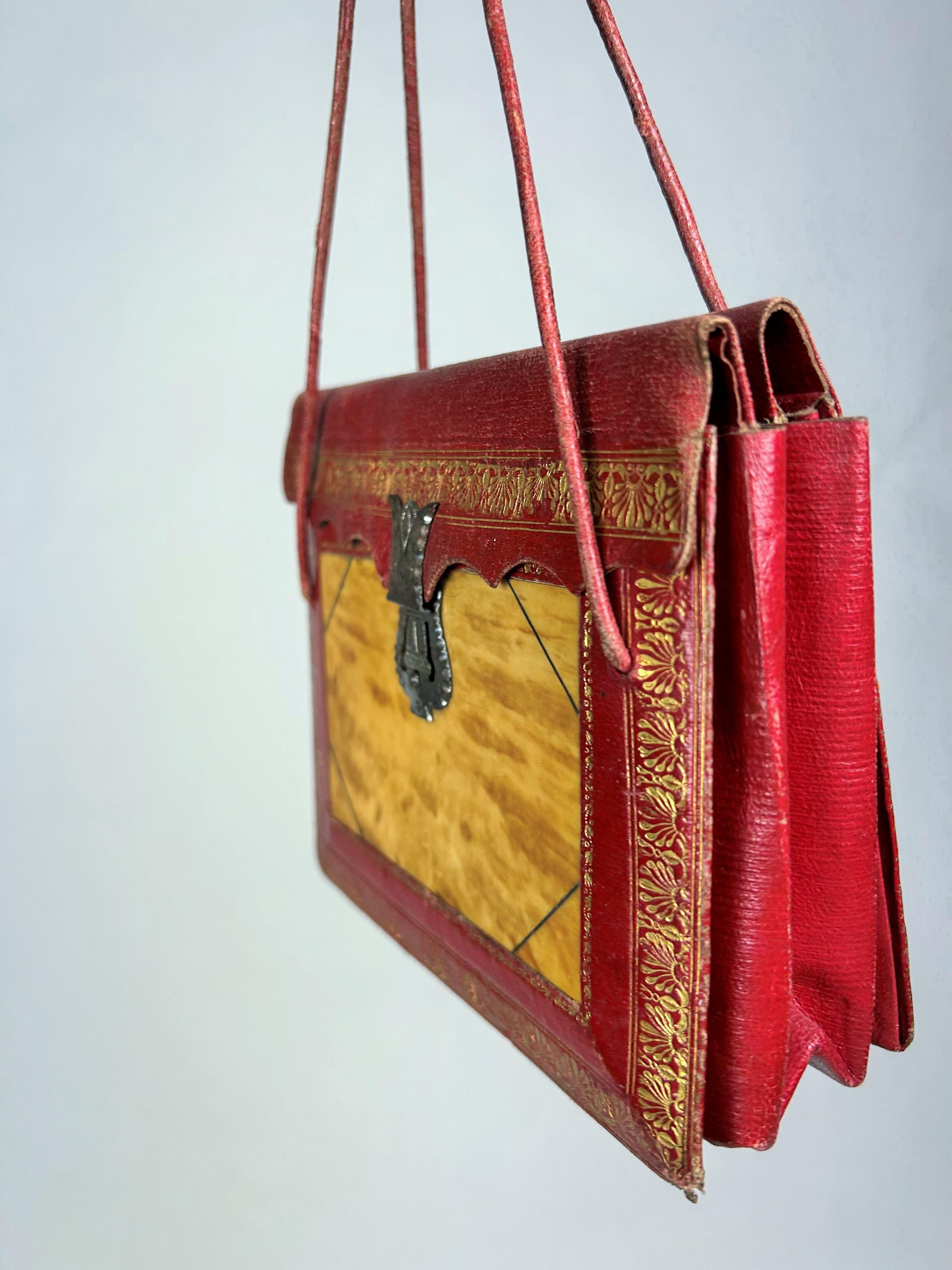 Reticule en cuir rouge précieux avec incrustation de coquillages de tortue, Angleterre, datée de 1836 en vente 1