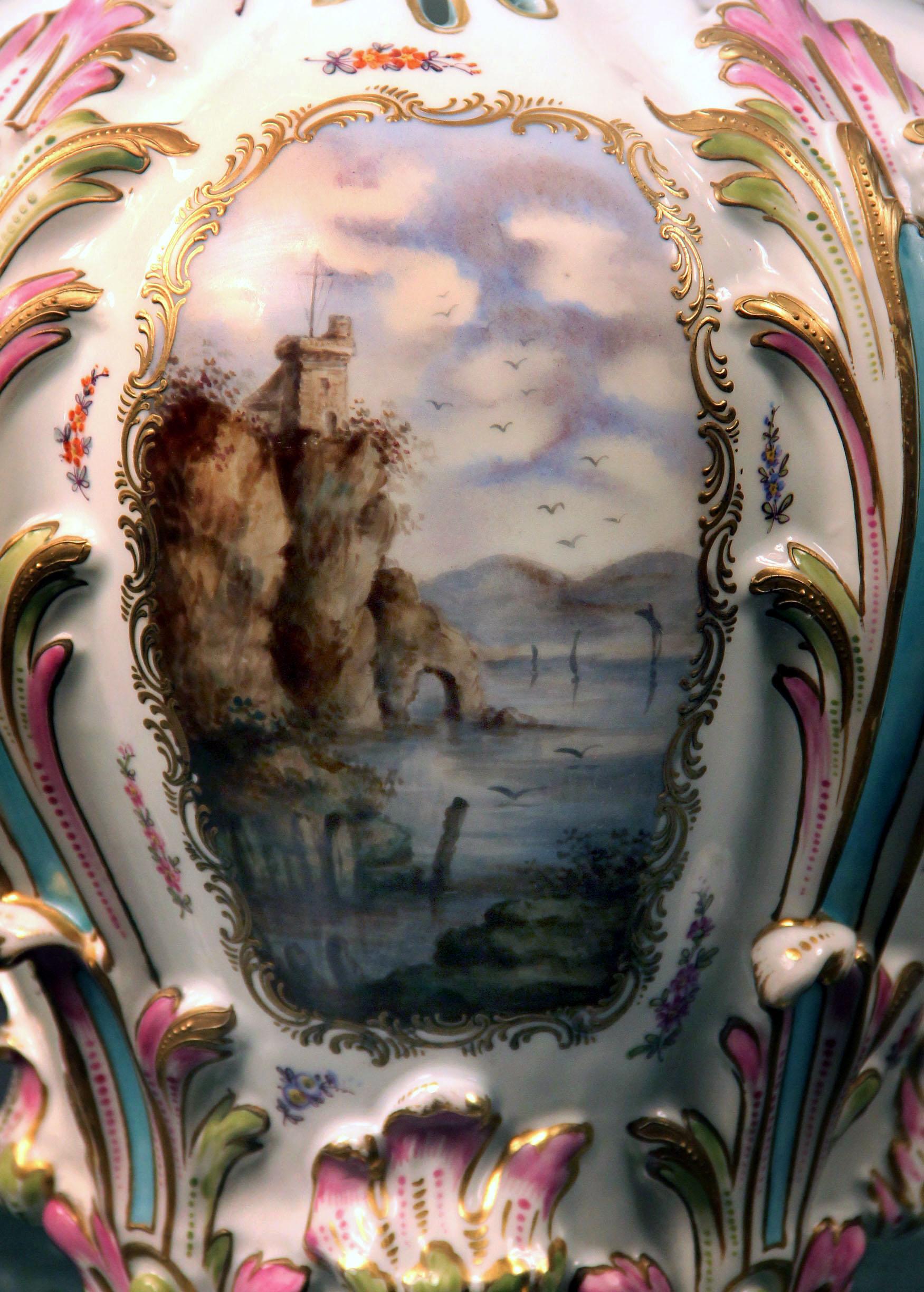 Belle Époque A Pretty Late 19th Century German Porcelain Vase For Sale
