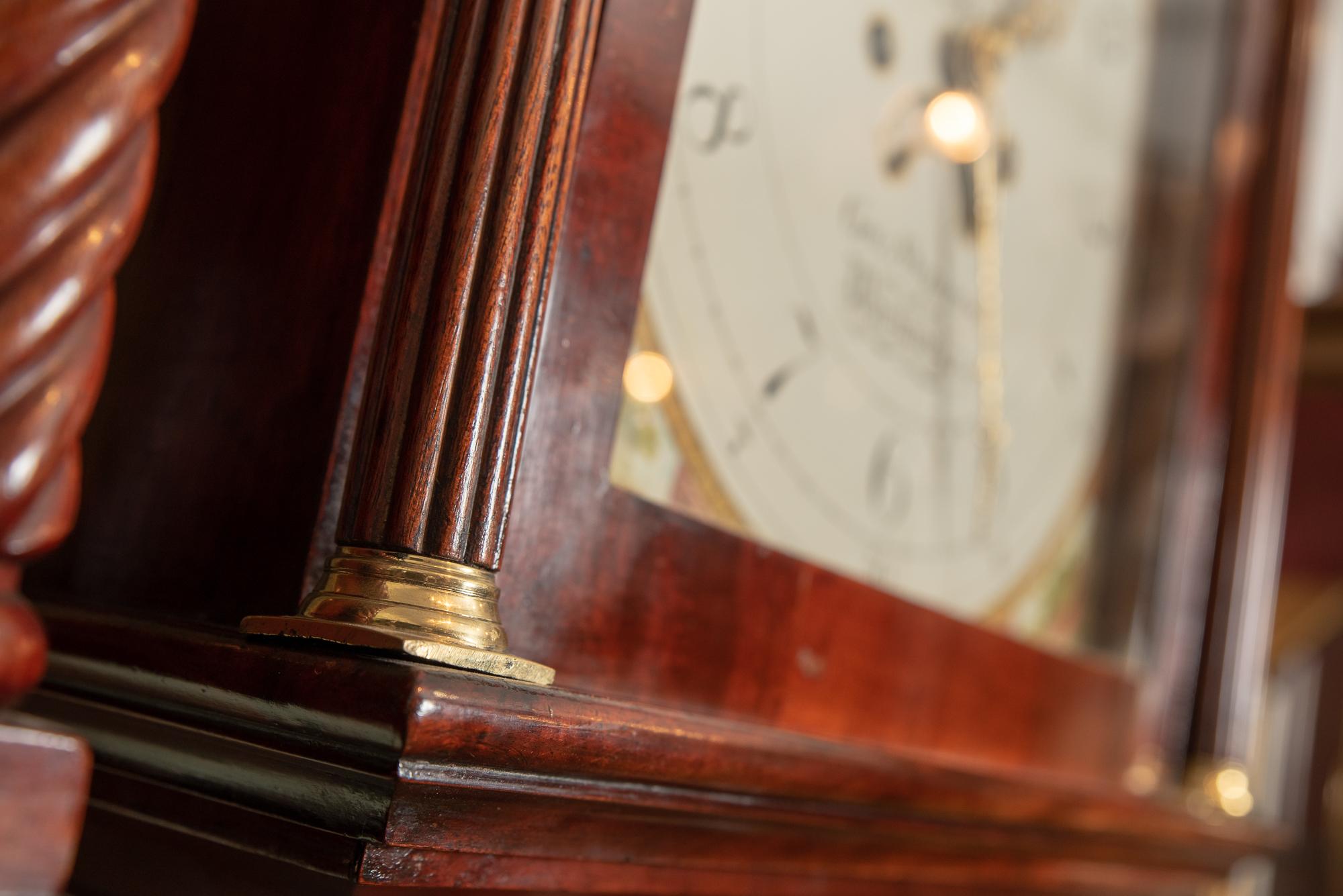 Pretty Moon Phase Mahogany Clock by George Stephenson of Warminster England In Good Condition In Cheltenham, GB