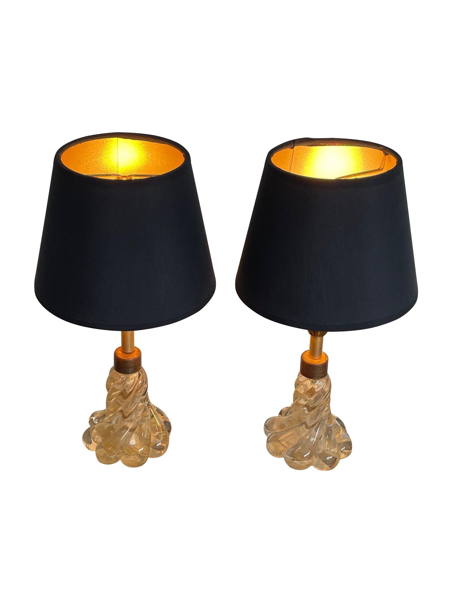 Pretty Pair of 1950s Barovier & Toso Lamps with Murano Twisted Glass Base 4