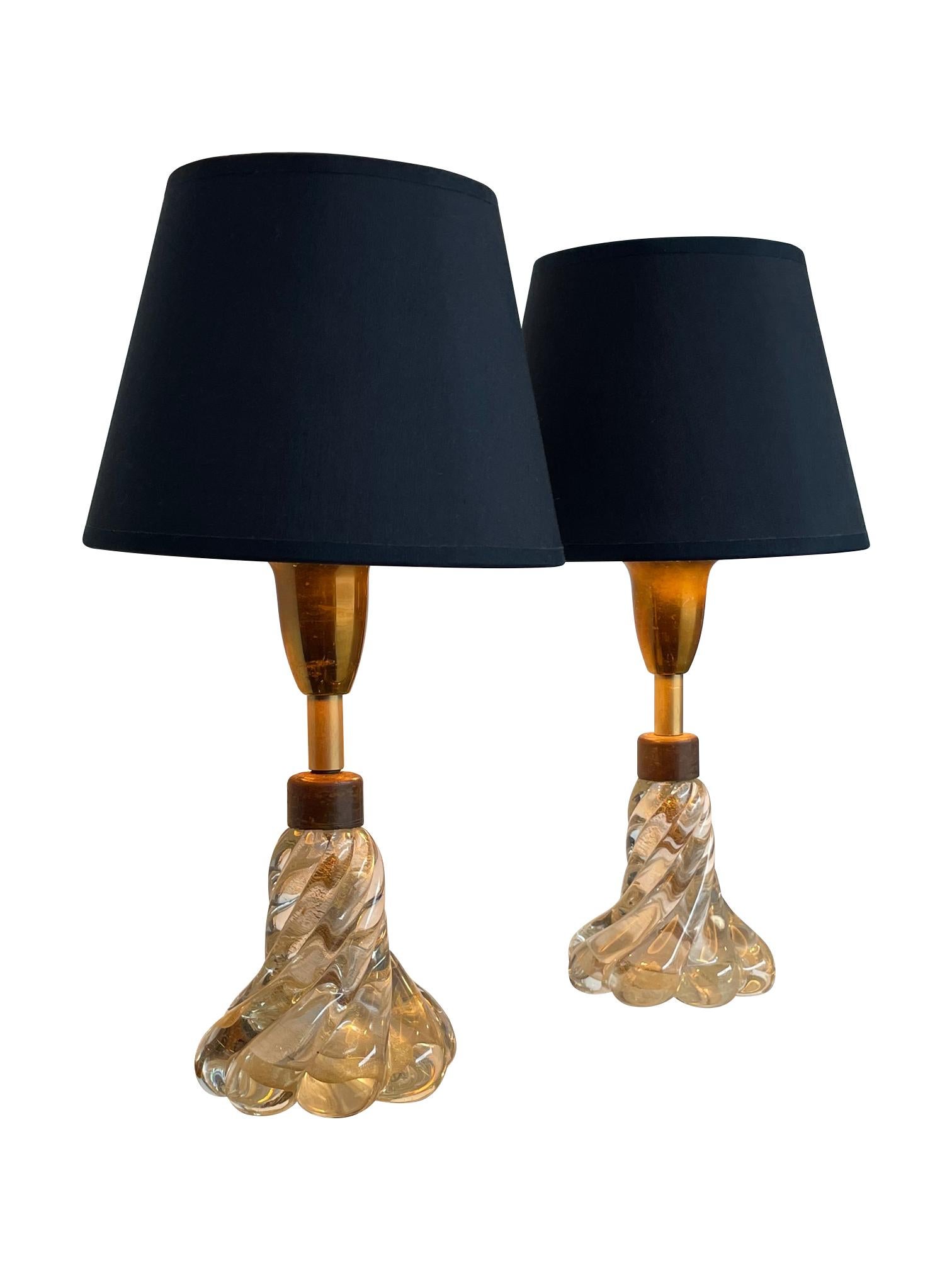 Pretty Pair of 1950s Barovier & Toso Lamps with Murano Twisted Glass Base 1