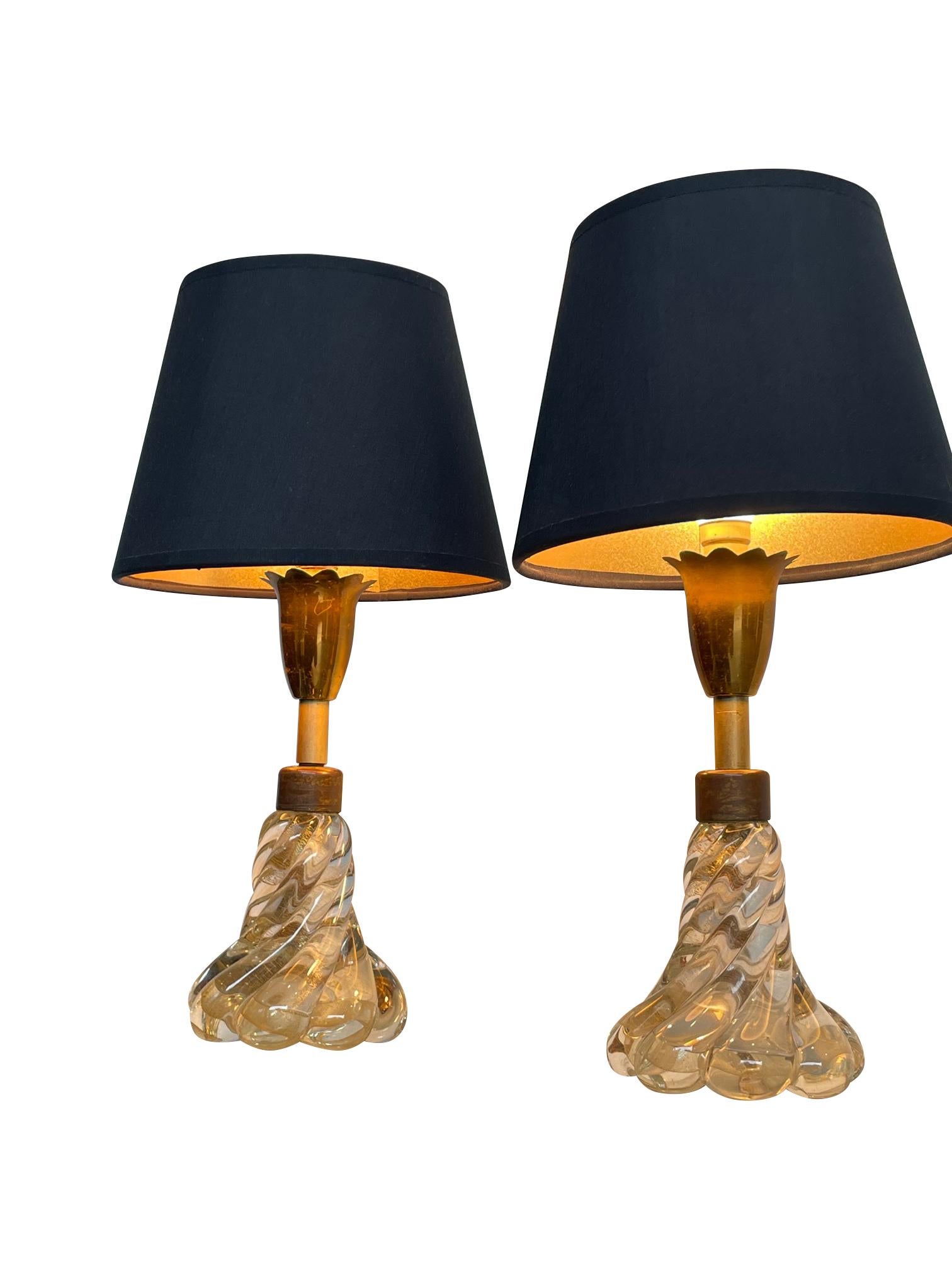 Pretty Pair of 1950s Barovier & Toso Lamps with Murano Twisted Glass Base 2