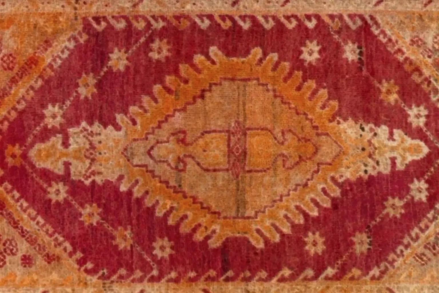 Lana Un grazioso tappeto per tacchini rosso e arancione - Oushak Design in vendita