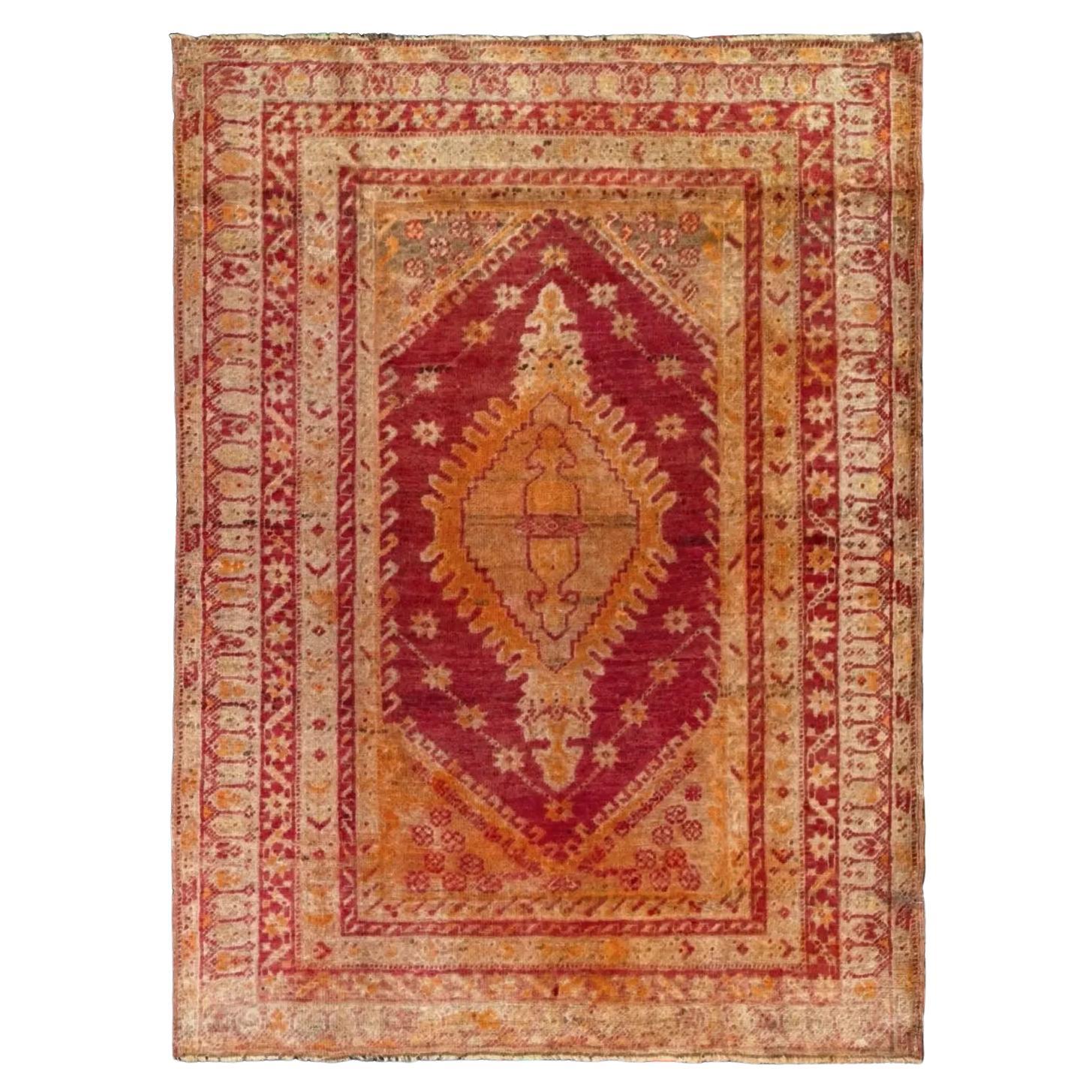 Un grazioso tappeto per tacchini rosso e arancione - Oushak Design in vendita