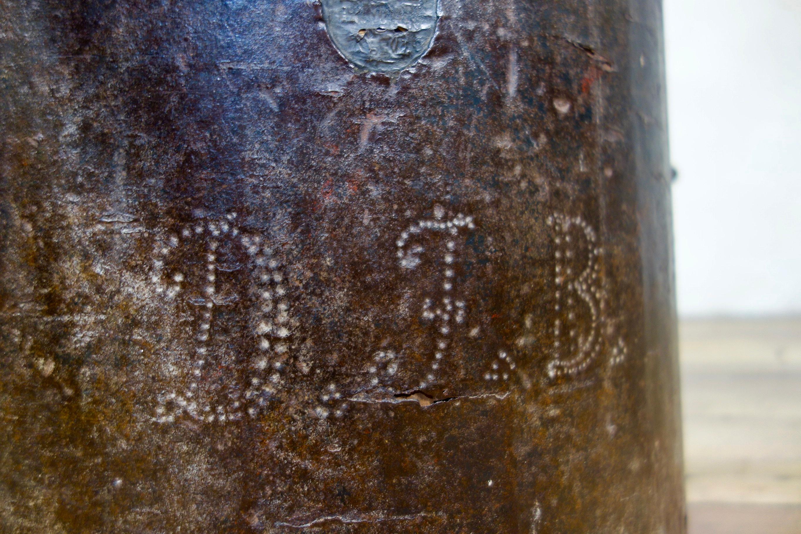 Primitive 19th Century Bushel Barrel, Measure Vessel In Fair Condition In Basingstoke, Hampshire