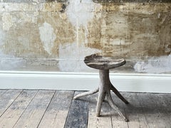 A Primitive Root Stool