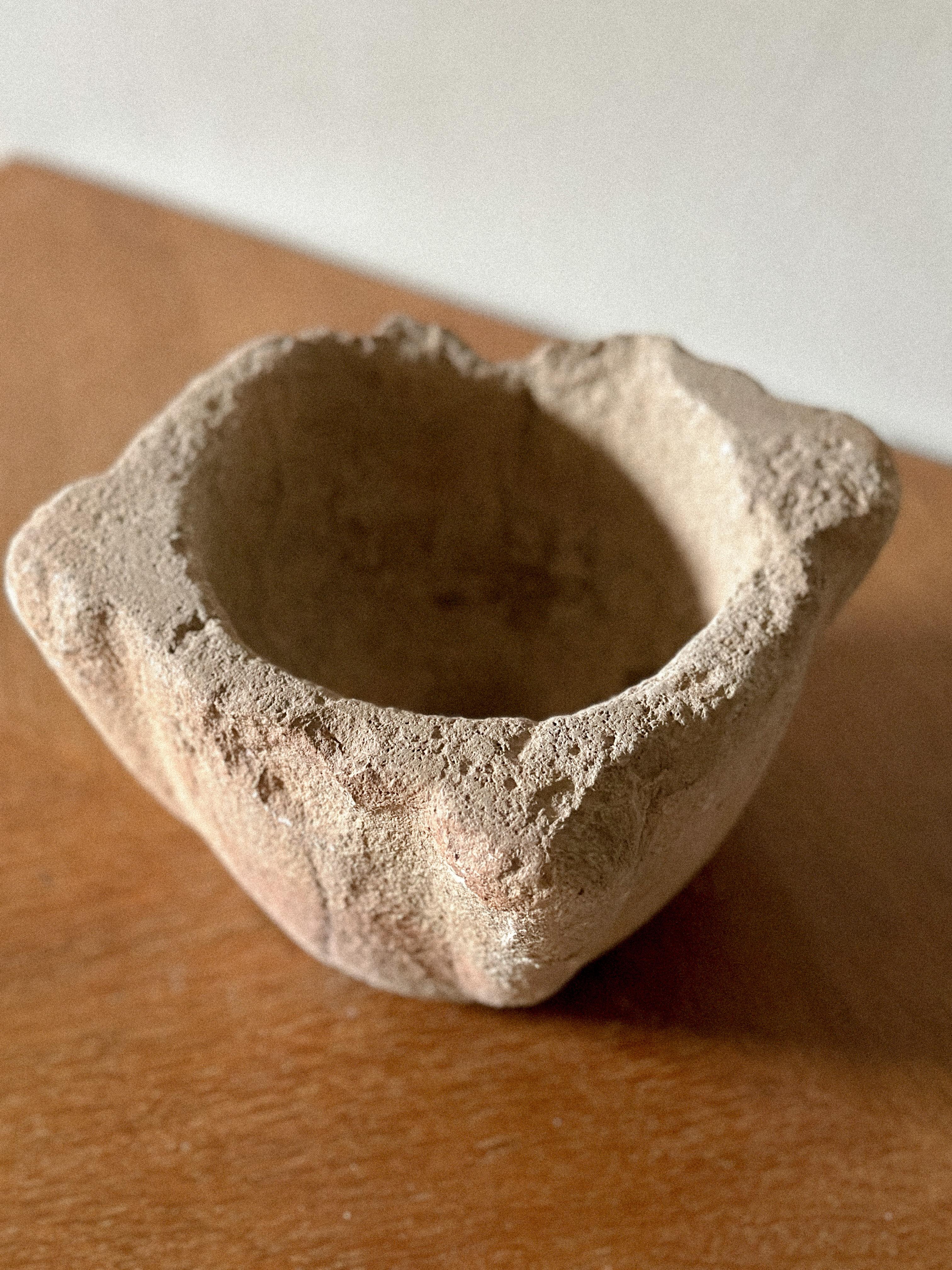 A Primitive Wabi Sabi Hand-Carved Stone Mortar, Spain, Early 20th Century   For Sale 3