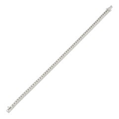 A Princess Cut Diamond Line Armband