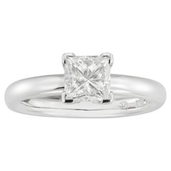 A princess cut diamond solitare ring