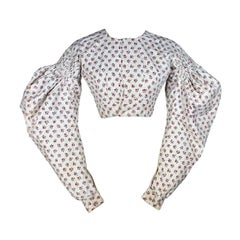 A Printed cotton Caraco with Mutton sleeves - France Circa 1830 A Printed cotton Caraco with Mutton sleeves - France Circa 1830