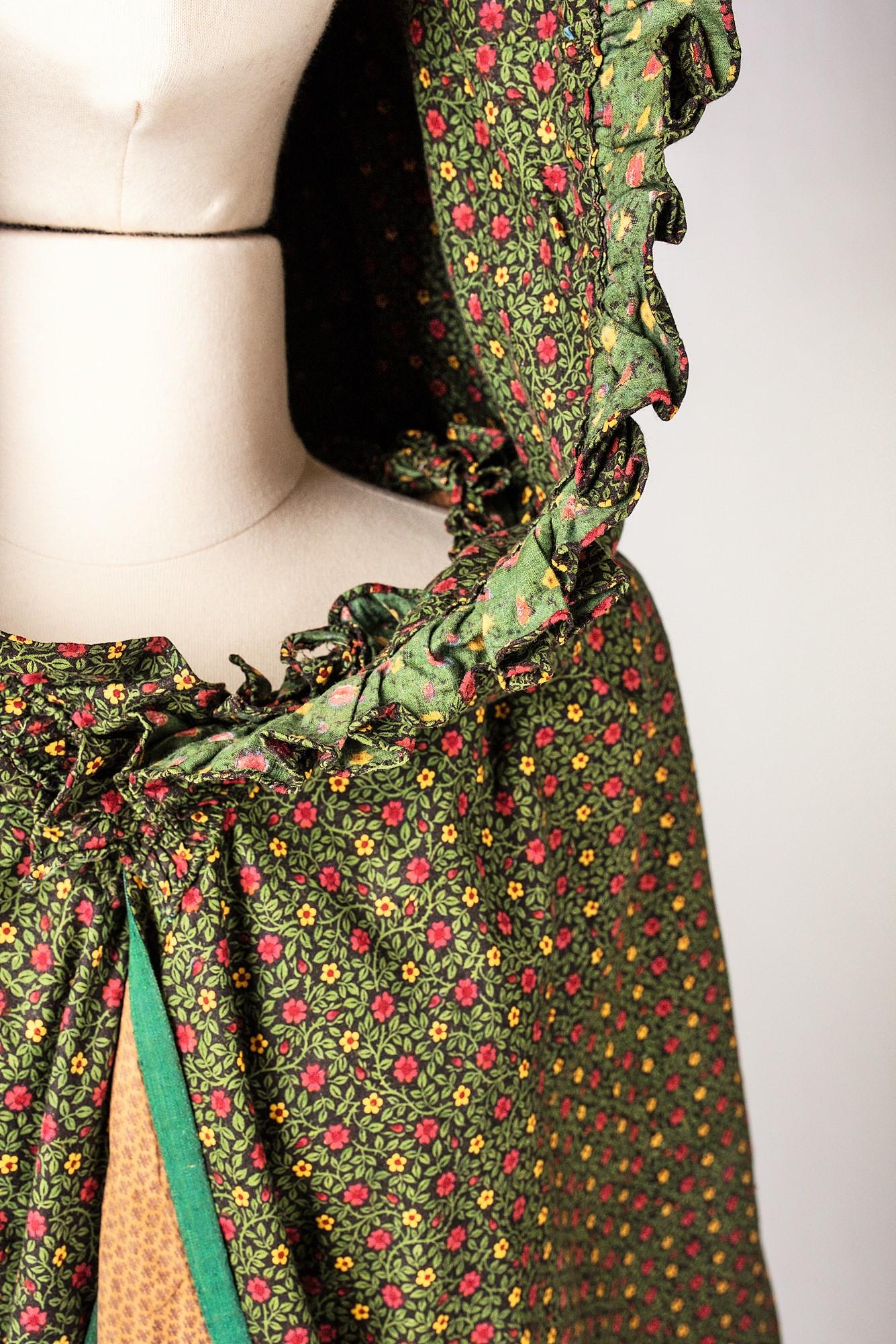 A Printed cotton Cloak- Provence Circa 1800 4