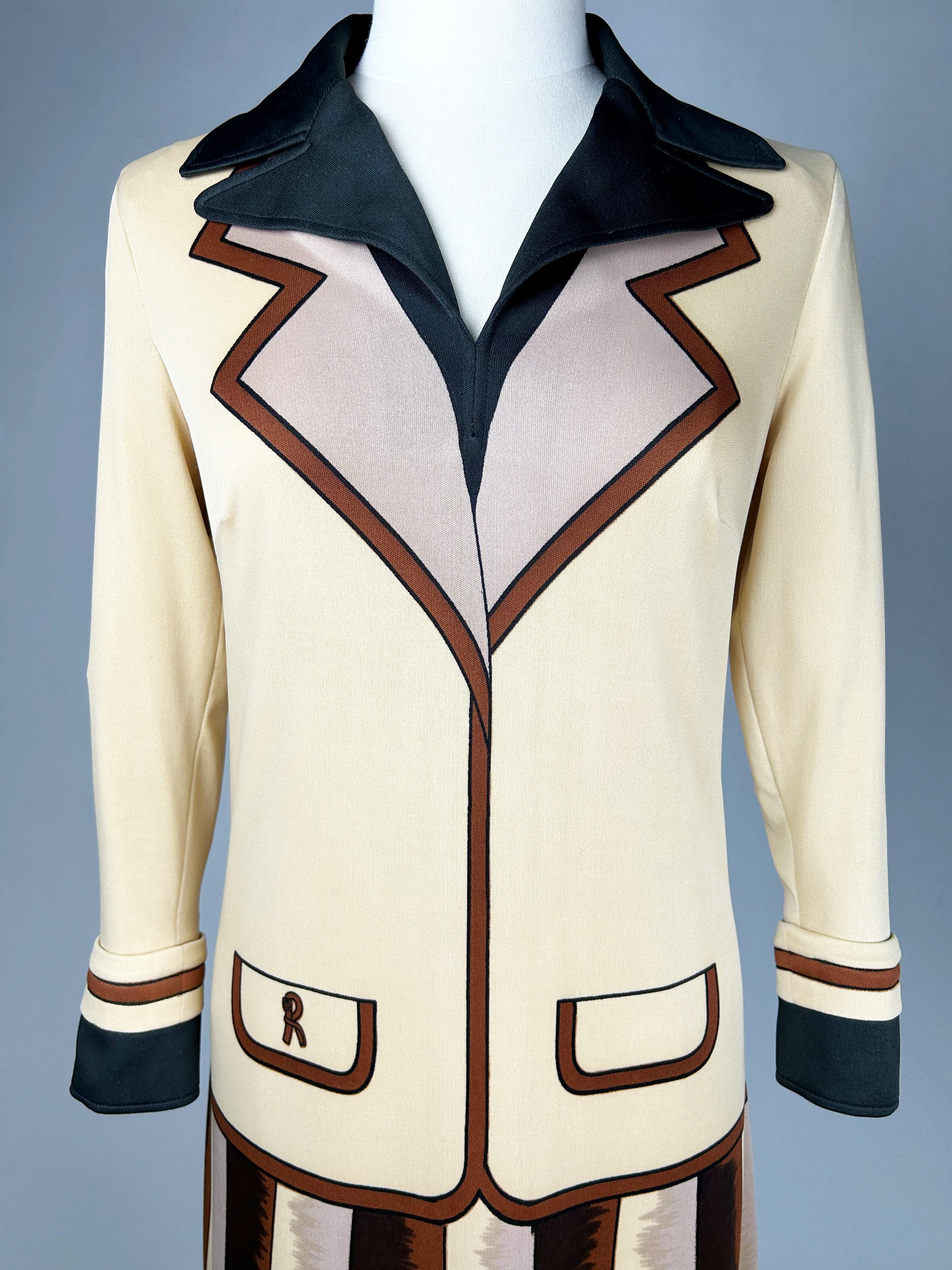 Beige Robe en jersey imprimé de Roberta Di Camerino - Italie Circa 1975 en vente