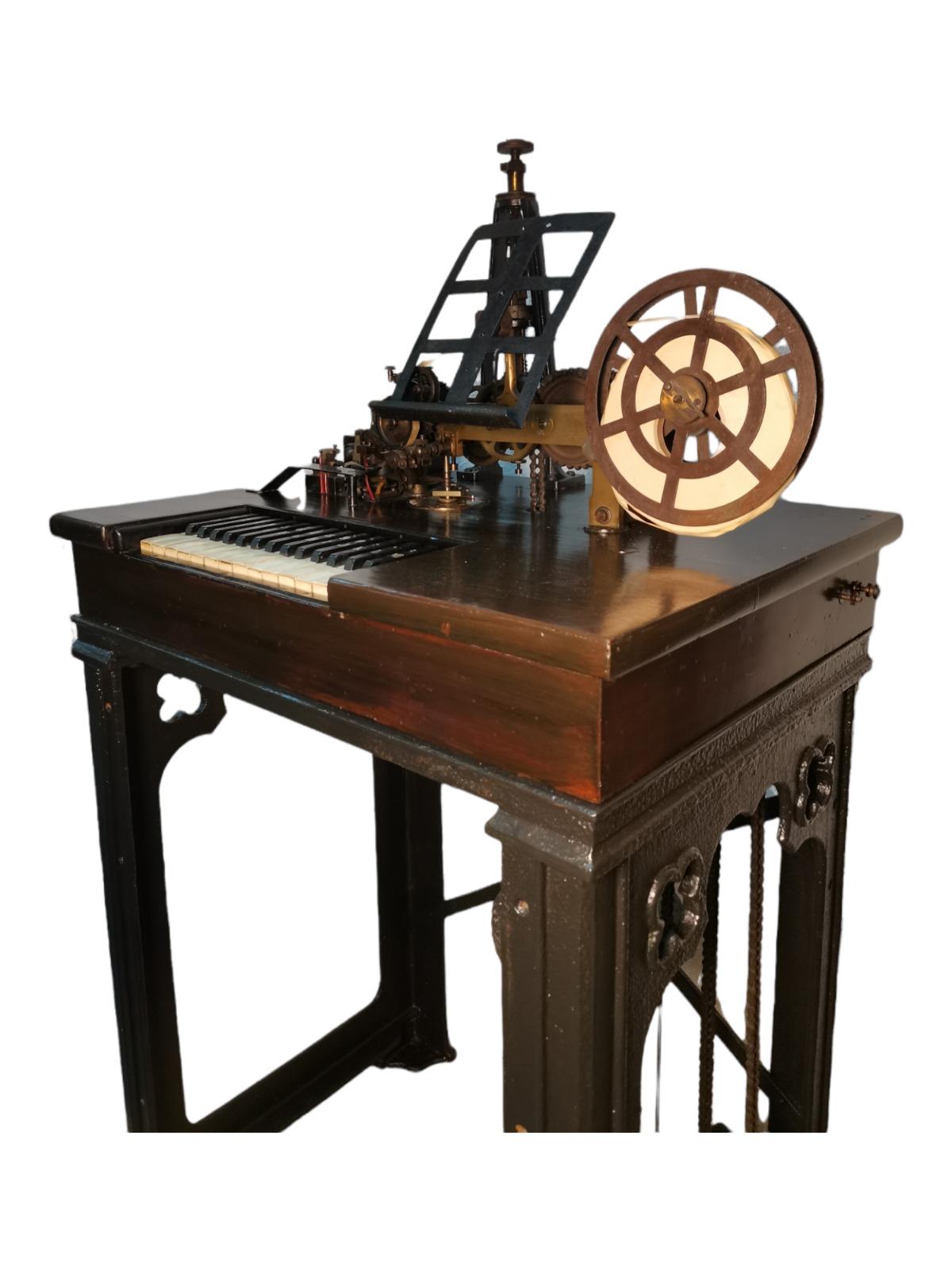 Hughes  Telegraph Set Built by Siemens & Halske 19th Century For Sale 1