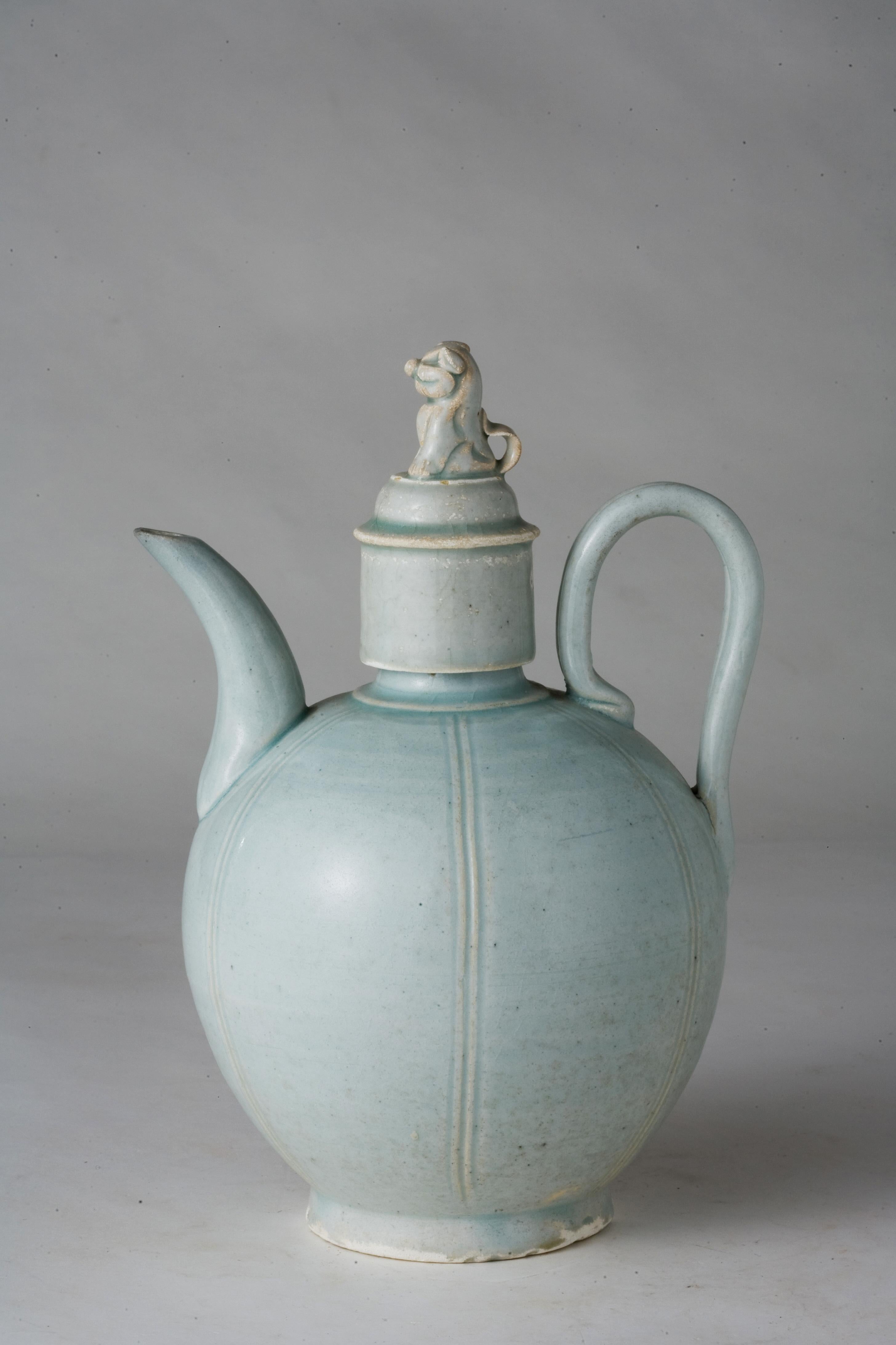 Aiguière Qingbai et couvercle en forme de lion, dynastie Song en vente 2
