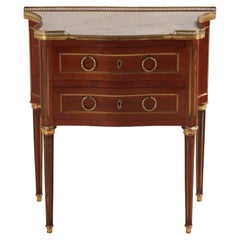 A quality French Louis XVI style mahogany petite marble top commode, C 1910.