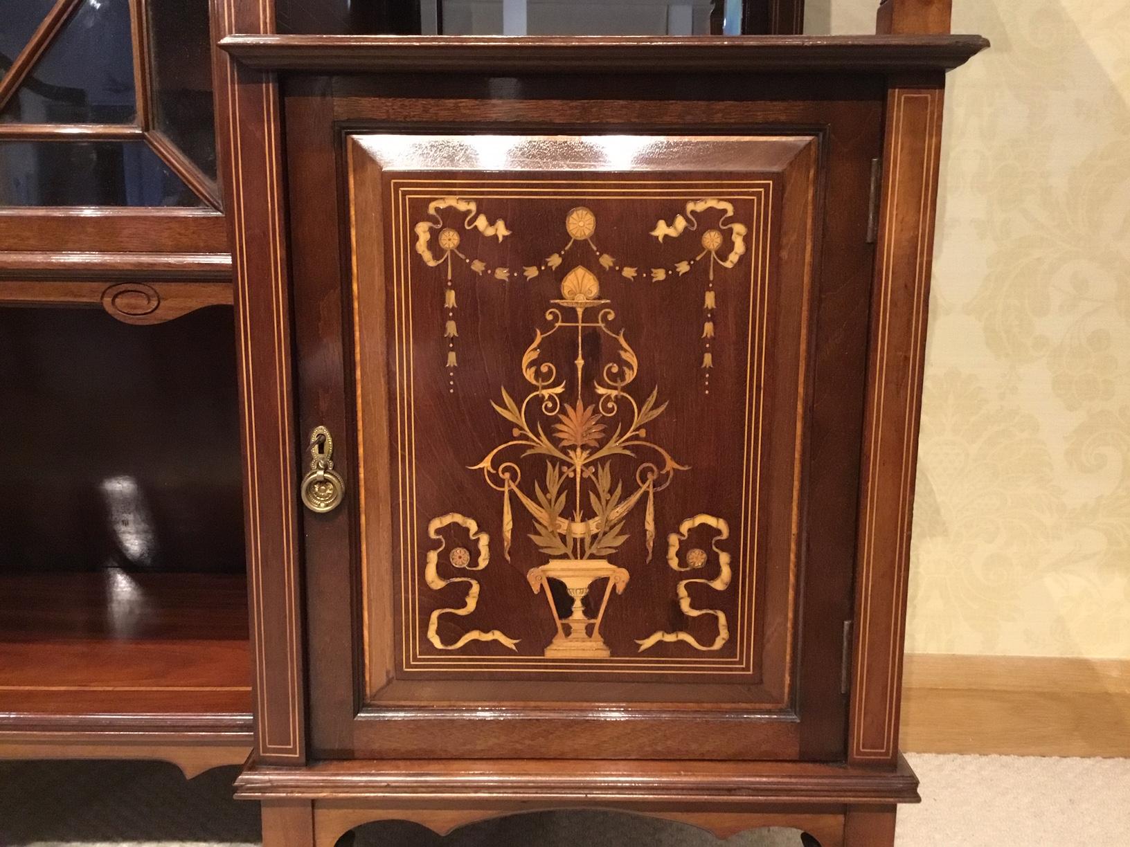 Quality Mahogany Inlaid Late Victorian Period Chiffonier For Sale 1