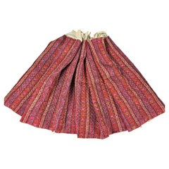 A quilted Skirt in red and blue printed cotton - Provence Circa 1870