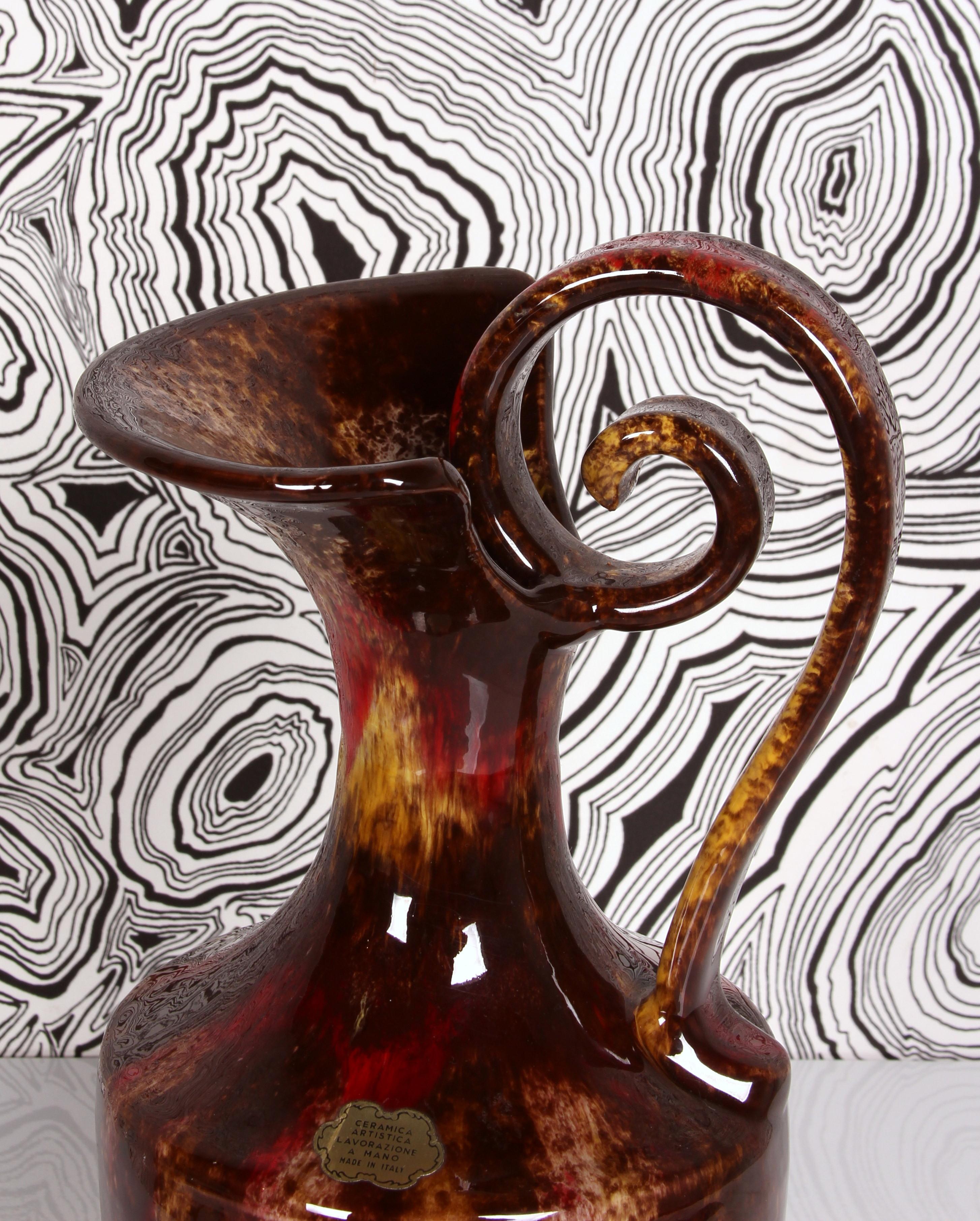 Fin du 20e siècle Un vase d'art unique Italie des années 1970 (peut être composé de verre ! ) en vente