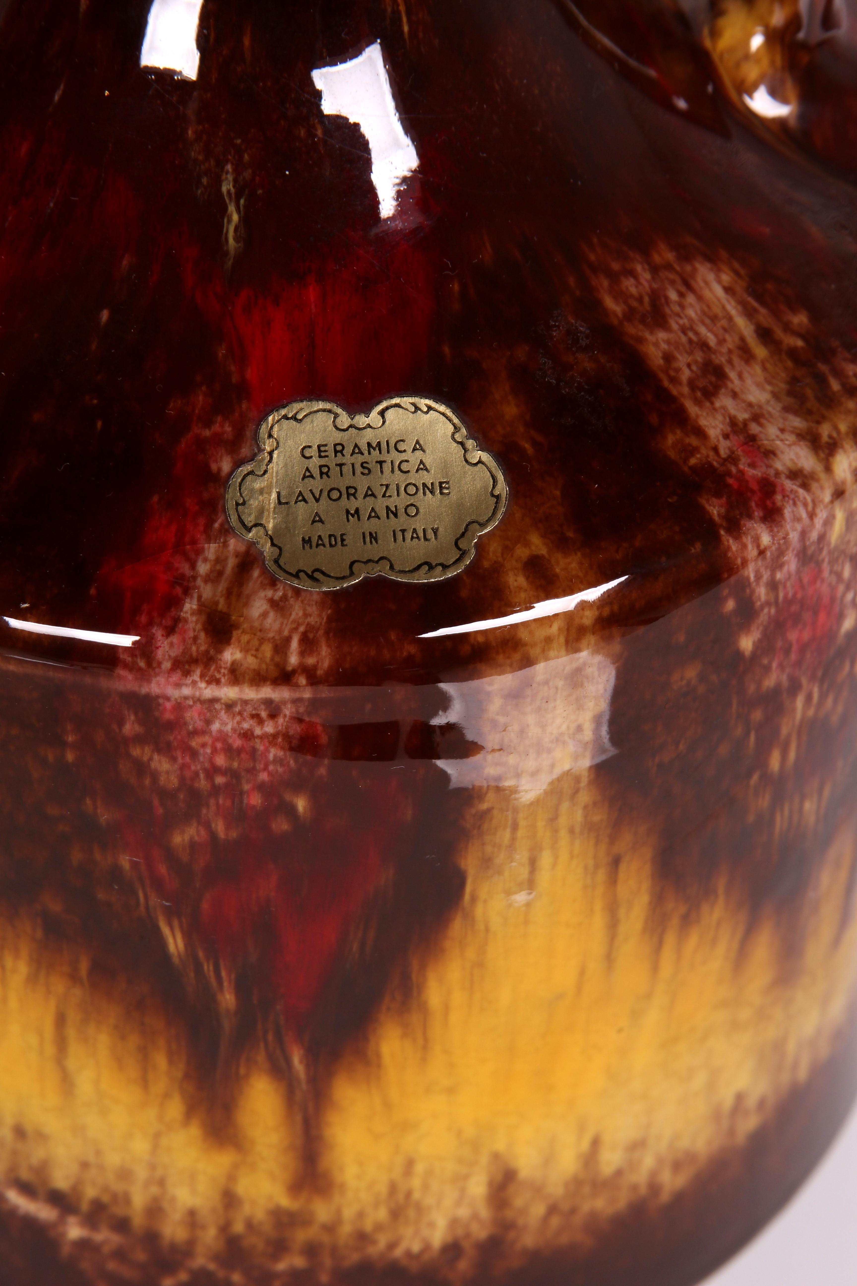 Poteries Un vase d'art unique Italie des années 1970 (peut être composé de verre ! ) en vente