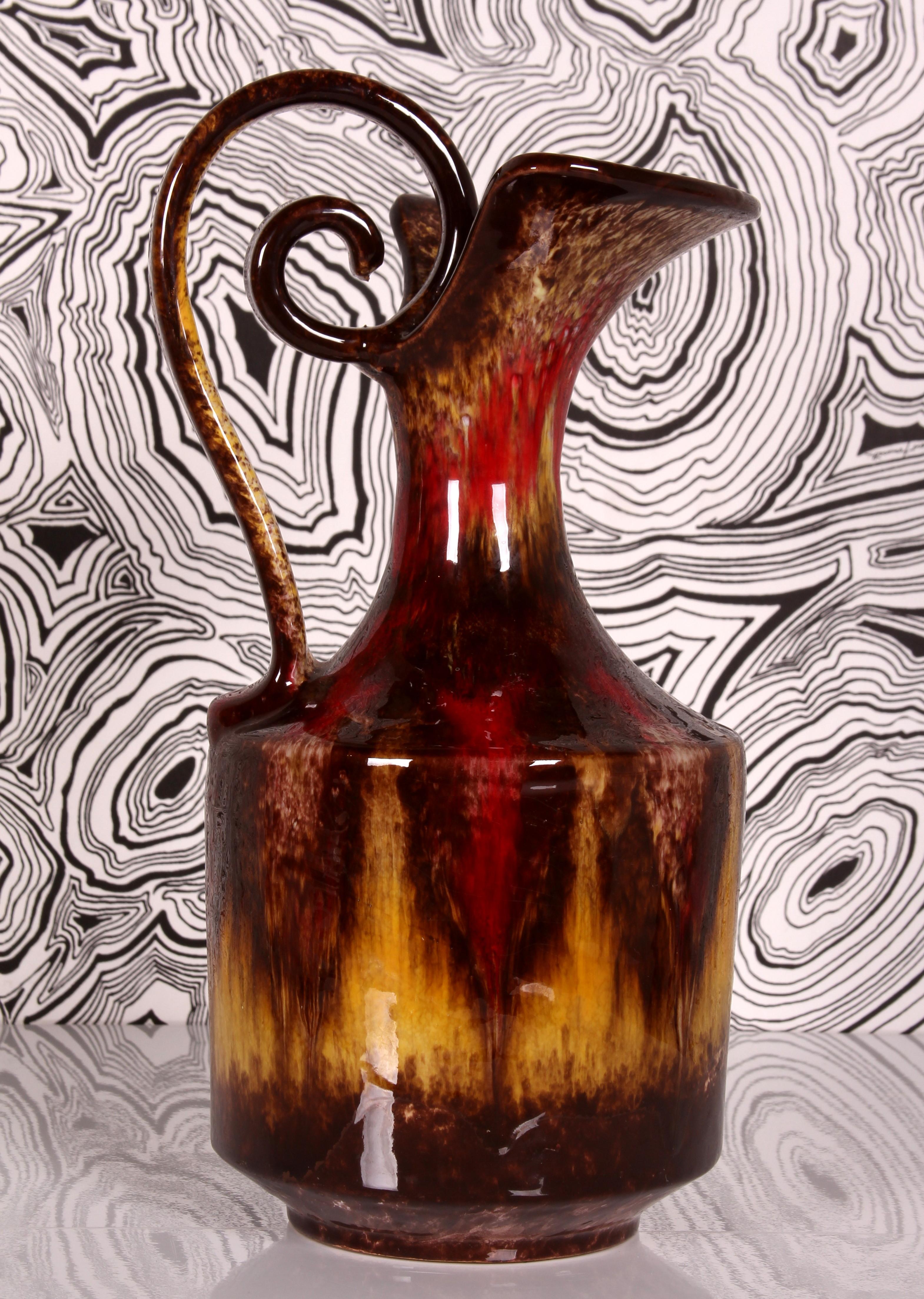 Un vase d'art unique Italie des années 1970 (peut être composé de verre ! ) en vente 2