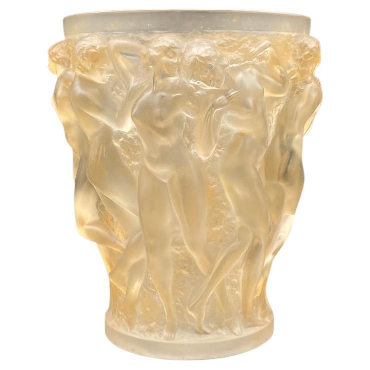 R. Lalique Bacchantes-Vase im Angebot