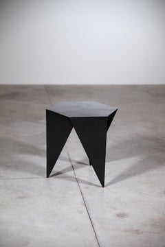 Gueridon radicale di un artista sconosciuto Francia anni '80