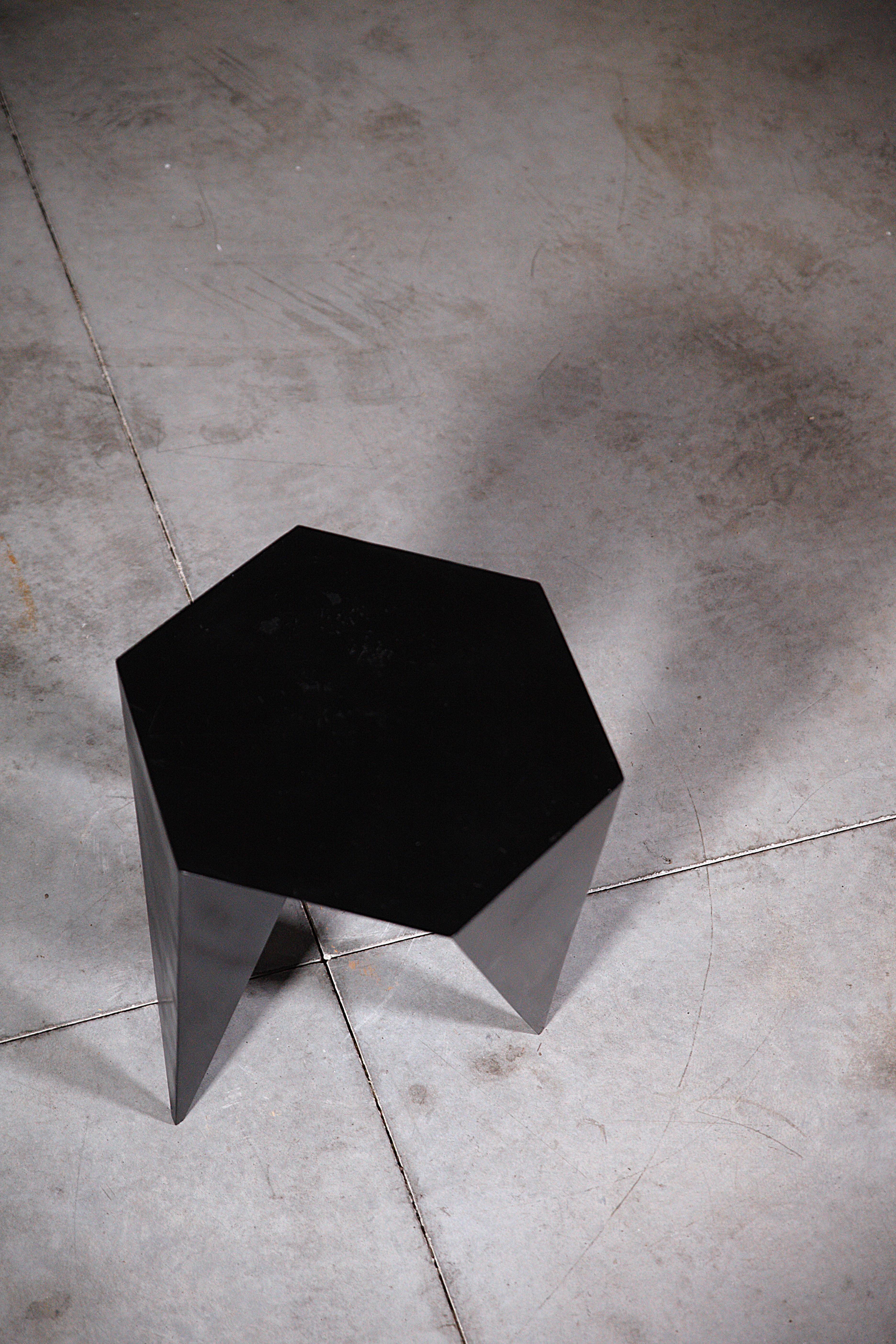 A Radical Gueridon by Unknown Artist France 1980s For Sale 1