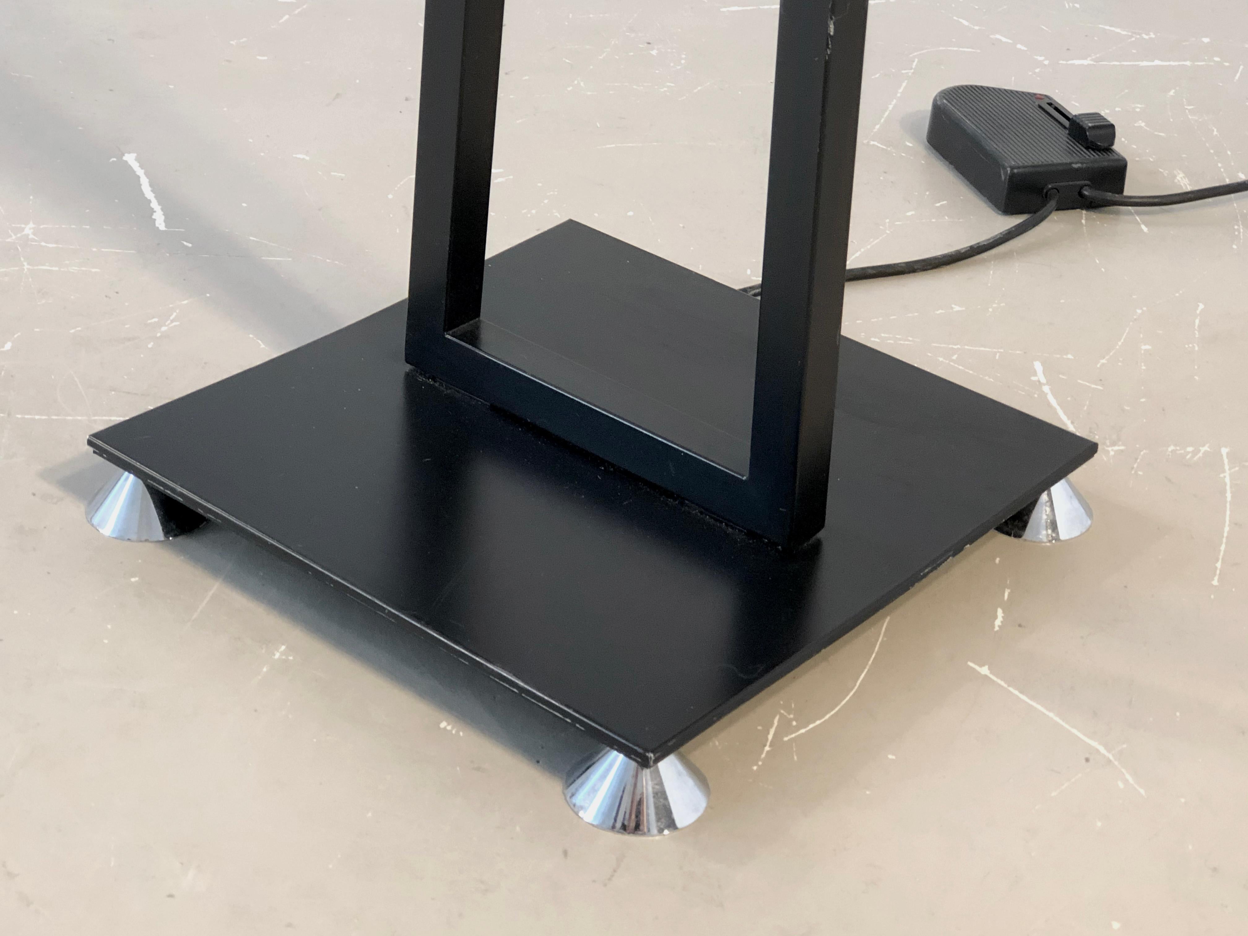 Lampadaire RADICAL Minimal POST-MODERN de VERRE LUMIERE, France 1980 en vente 5