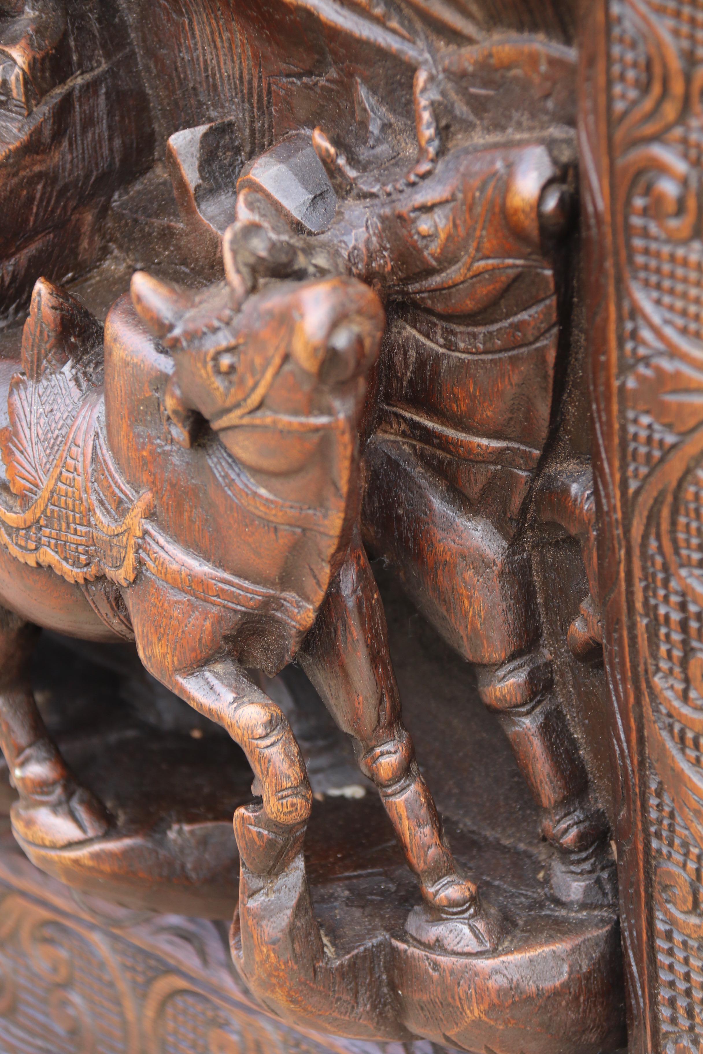 A Raj period Indian carved and framed deep relief hardwood wall panel circa 1880 For Sale 5