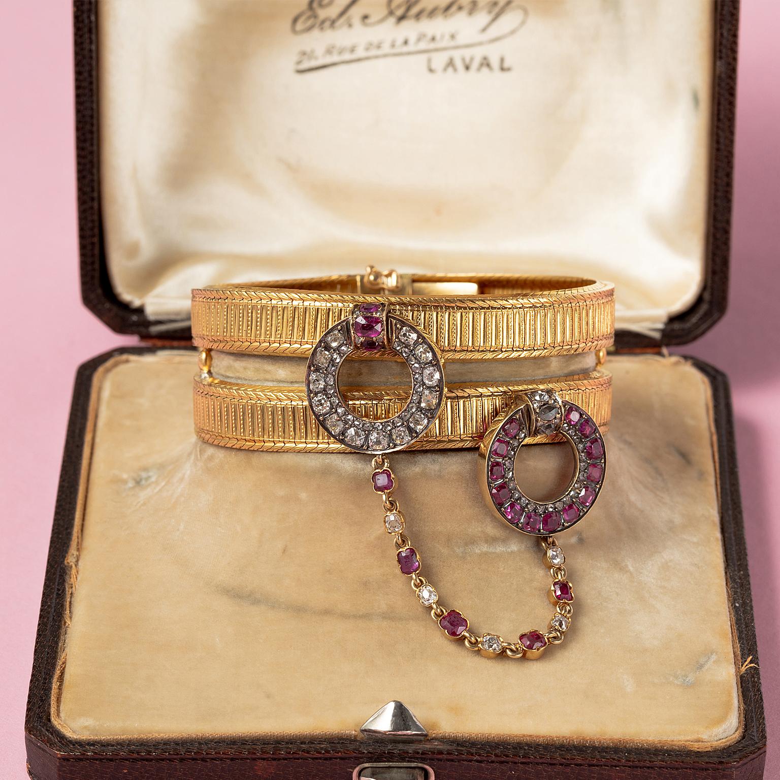 Seltenes französisches Doppelarmband aus 18 Karat Gold mit Rubinen und Diamanten (Viktorianisch)