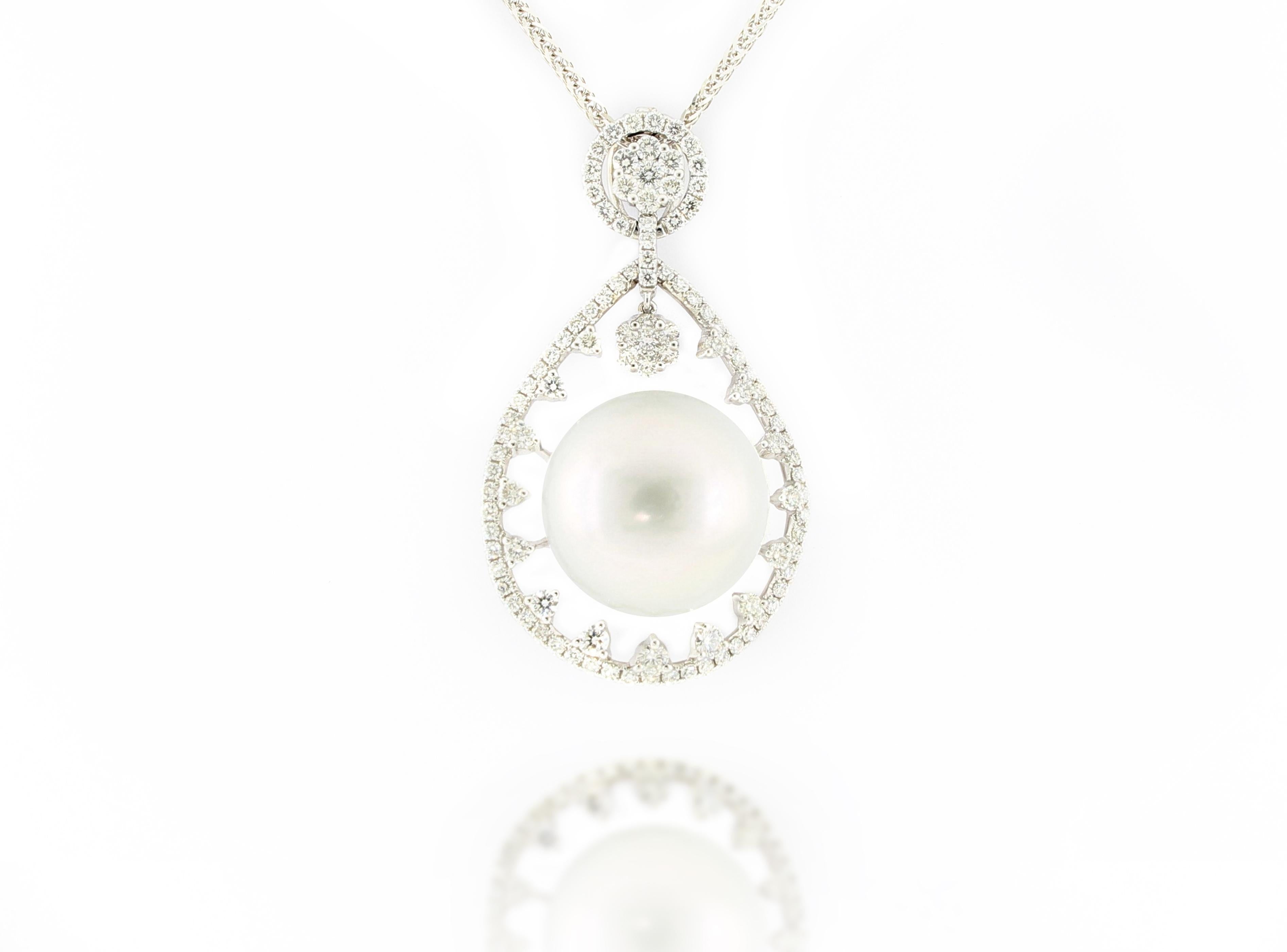 Contemporary Rare South Sea White Pearl Diamond Pendant in 18 Karat Gold For Sale