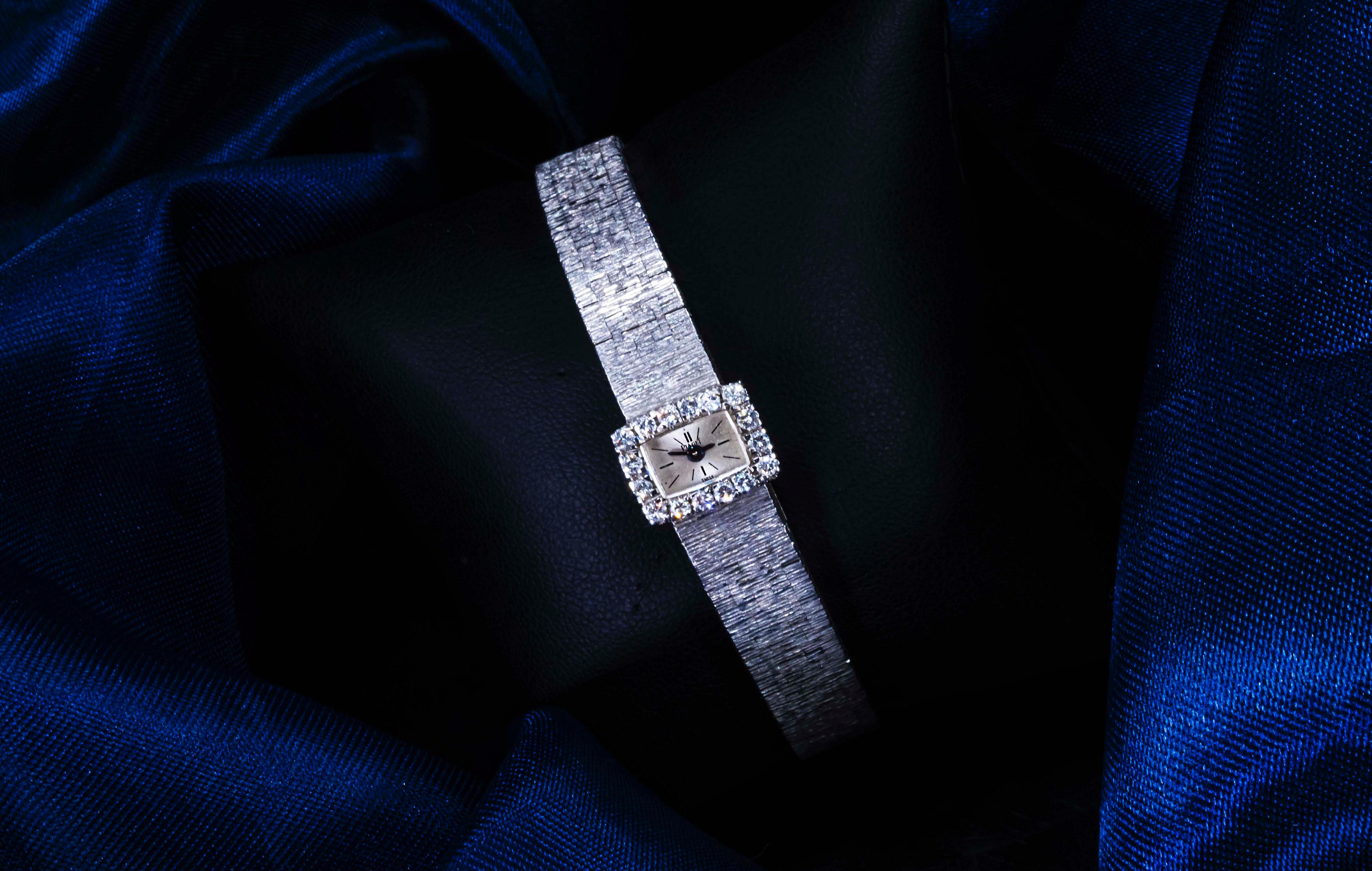 1970s Piaget 18 Karat White Gold Diamond Set Square Bracelet Wristwatch 2