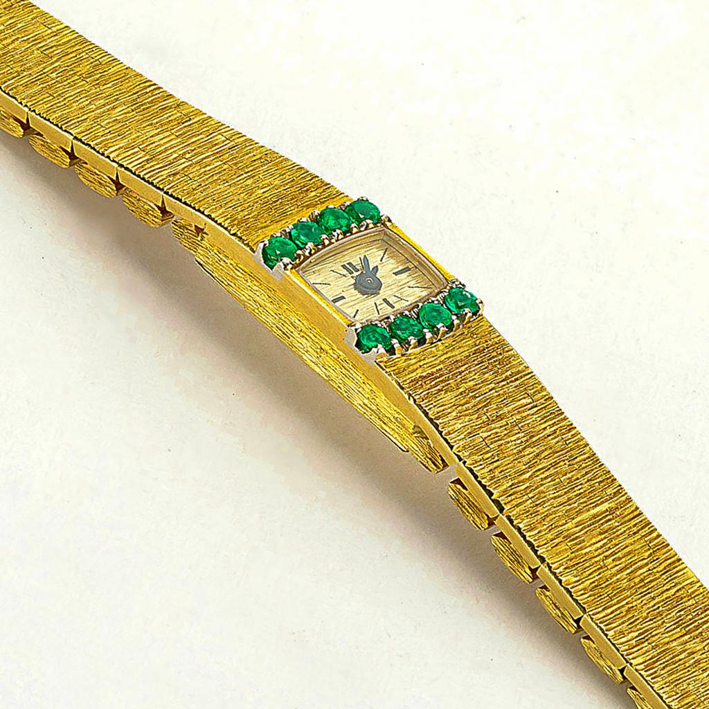 Retro 1970s Piaget Emerald 18 Karat Yellow Gold Line Bracelet Watch For Sale
