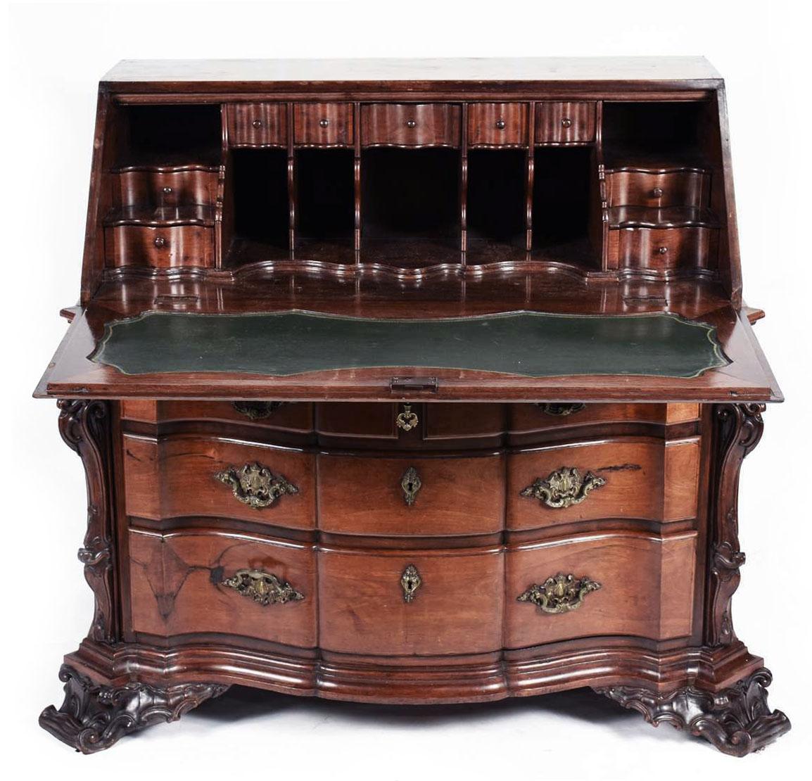 Un raro siglo XIX  Escritorio secreter / cómoda estilo Dom José I en Bueno estado para la venta en Rio De Janeiro, BR