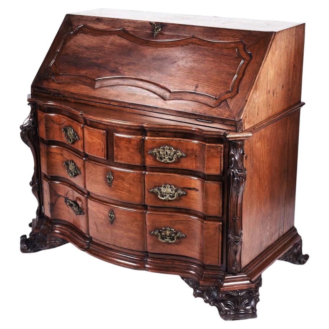 A rare 19th century  Dom José I style secretary desk / chest of drawers