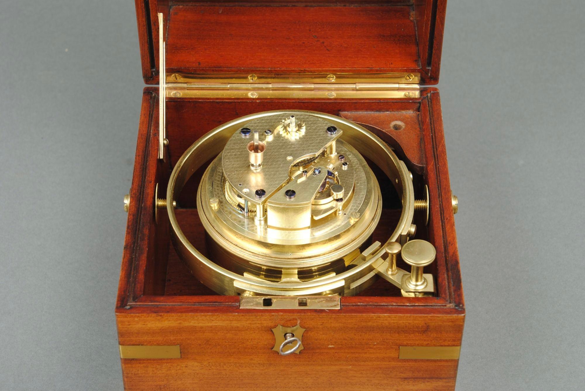 A Rare 2 Day Marine Chronometer By George Hedger In Good Condition For Sale In Lincolnshire, GB