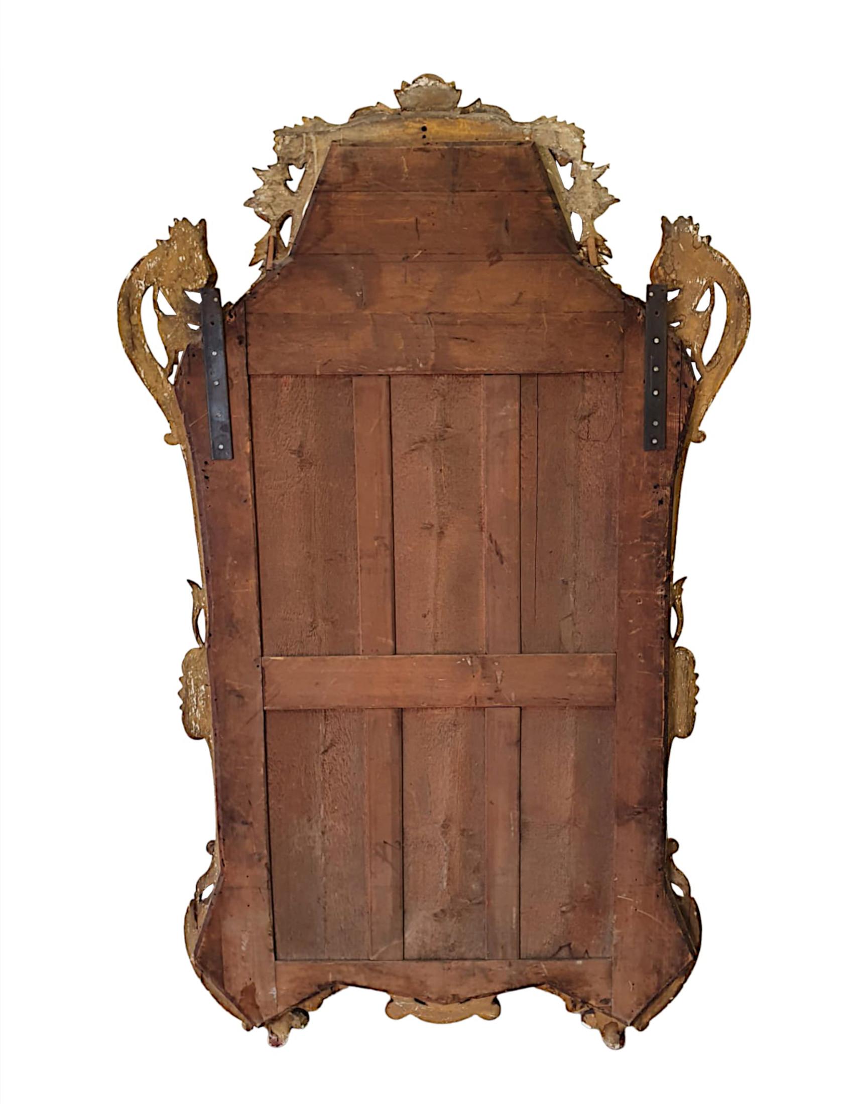 Seltener und außergewöhnlicher großer Overmantle-Spiegel aus vergoldetem Holz, frühes 19. Jahrhundert im Angebot 1