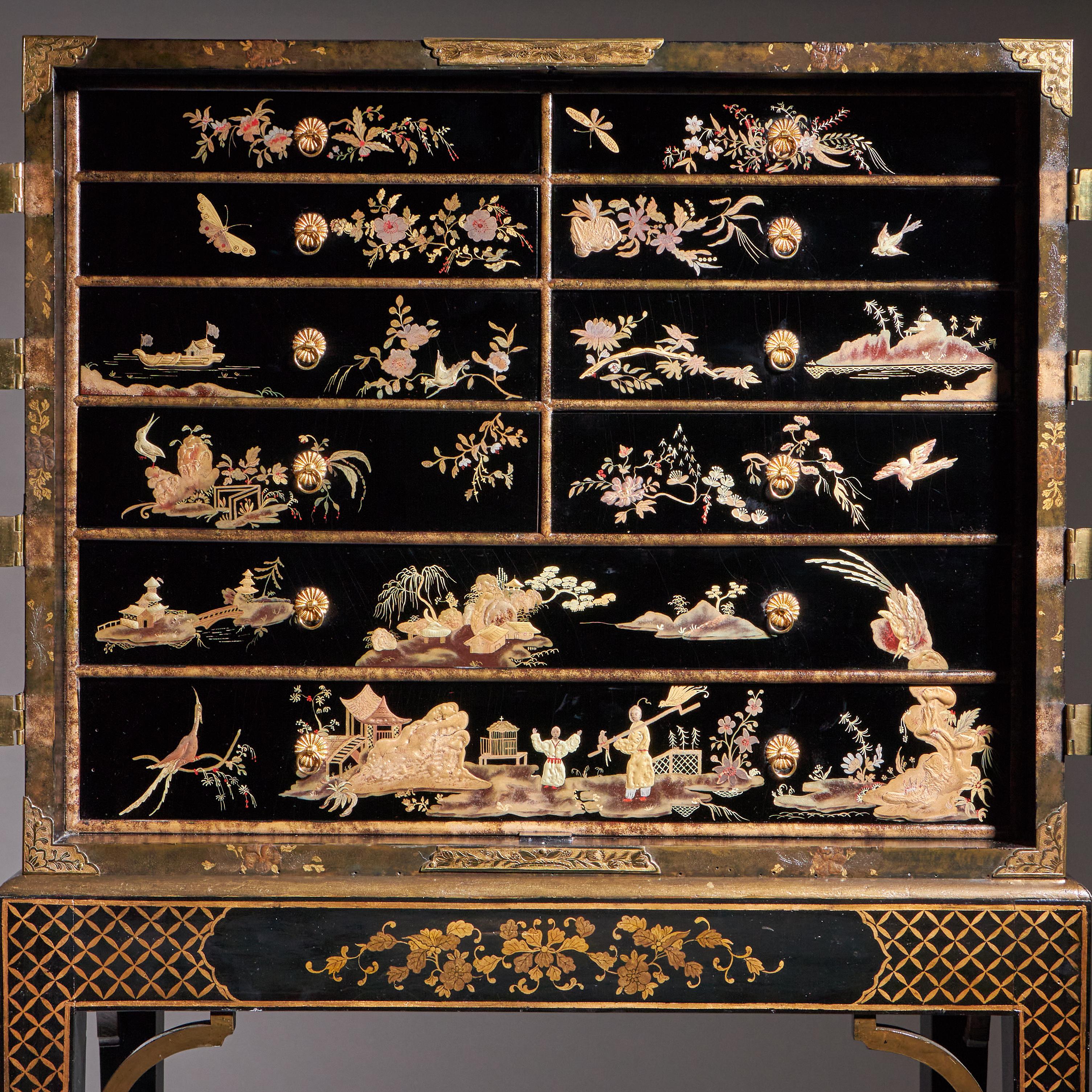 A Rare and Fine George III 18th Century Chinoiserie Lacquer Cabinet on Stand 2