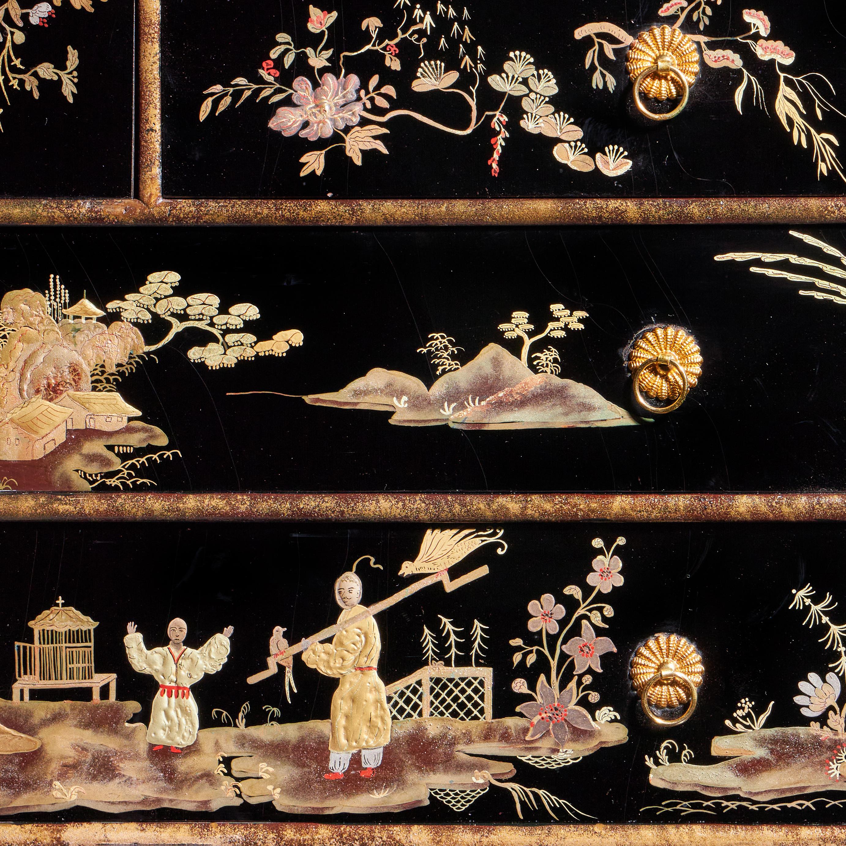 A Rare and Fine George III 18th Century Chinoiserie Lacquer Cabinet on Stand 3