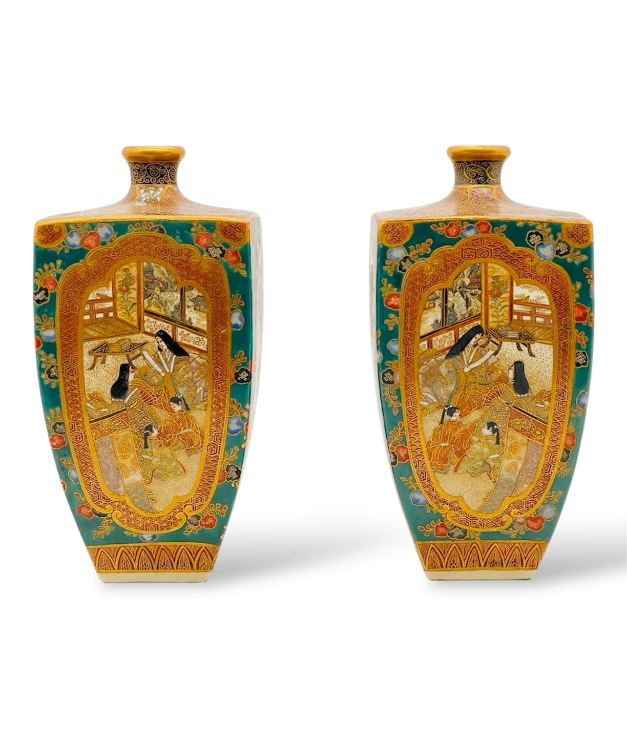 Raro e importante par de jarrones Satsuma de Okamoto Ryozan, periodo Meiji en venta 2