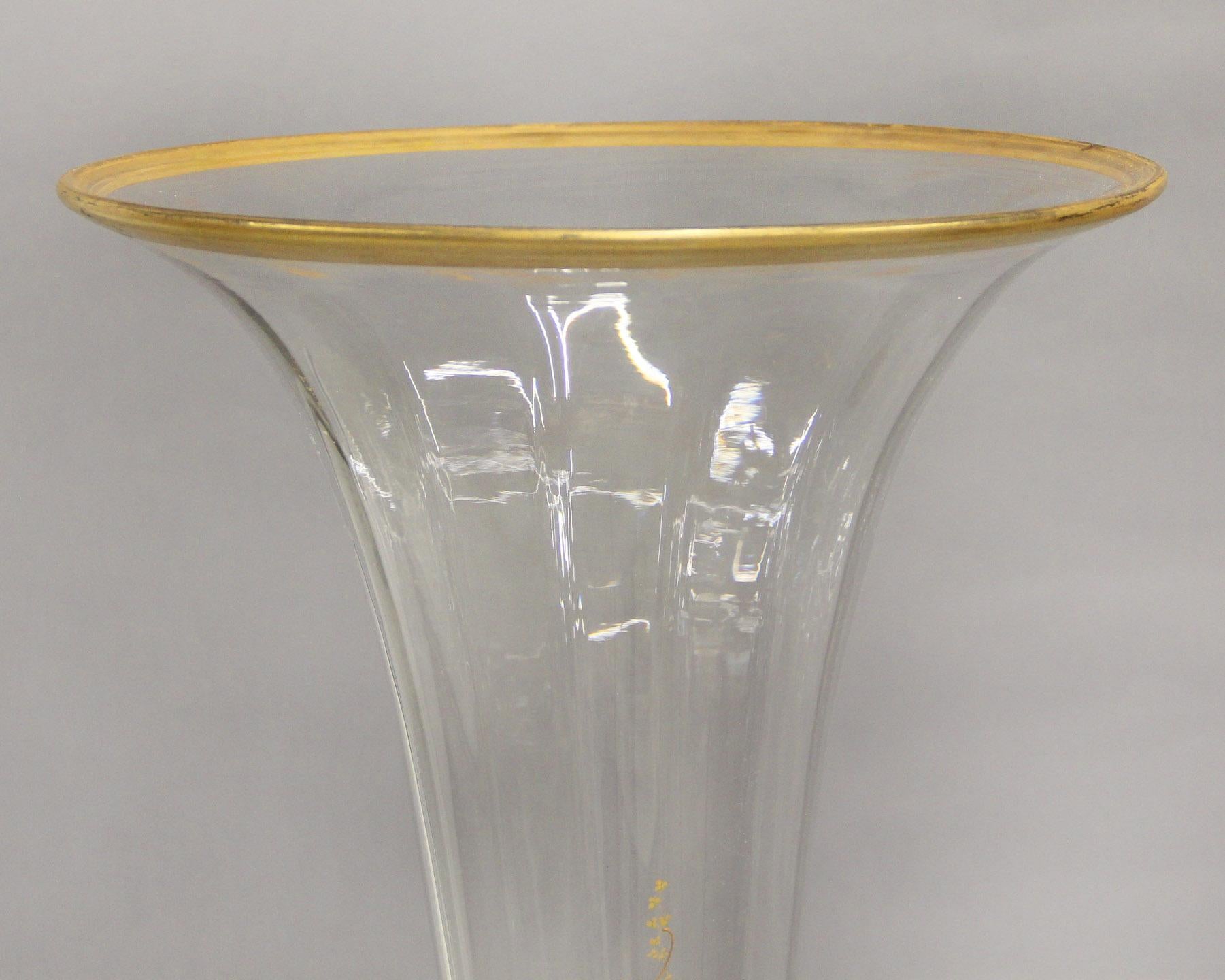 Belle Époque Un raro e impressionante vaso da terra in cristallo di Baccarat della fine del XIX secolo/inizio del XX secolo in vendita