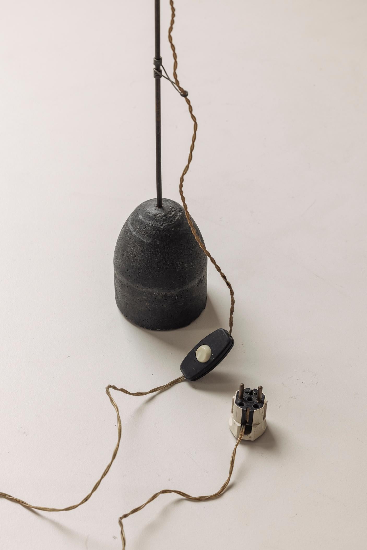 A rare and likely one-off minimal floor lamp in metal and concrete, France 1950s im Angebot 4