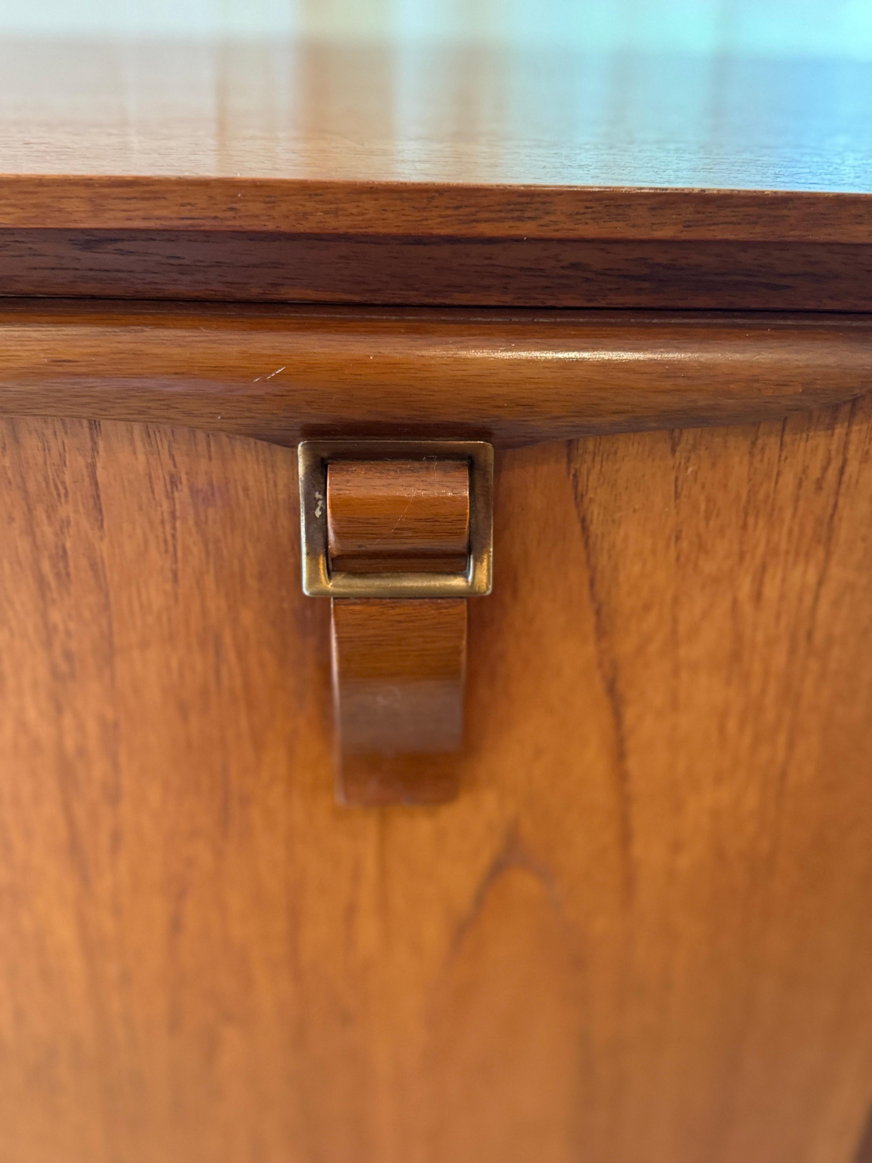 Mid-Century Modern A rare and stunning mid century modern sideboard by Beautility, circa 1950s