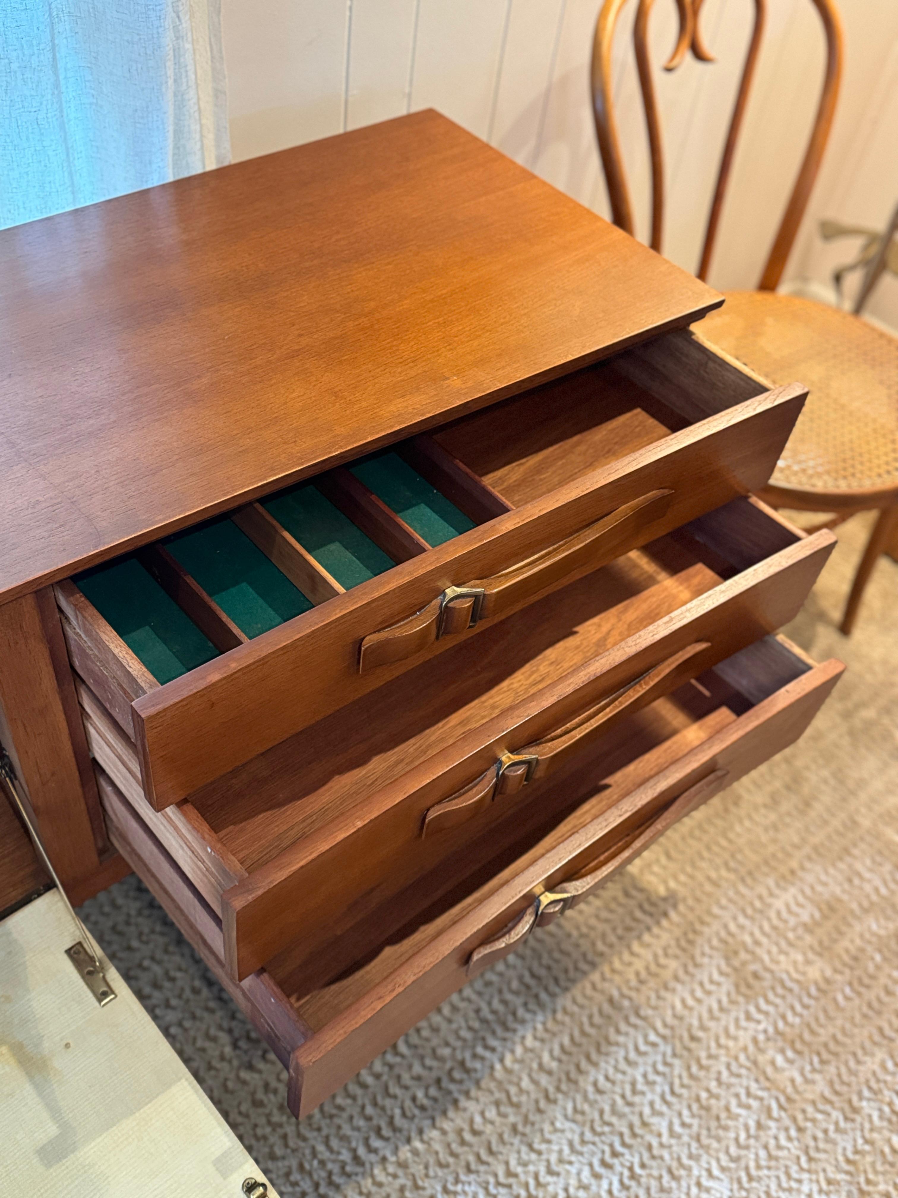 Unknown A rare and stunning mid century modern sideboard by Beautility, circa 1950s