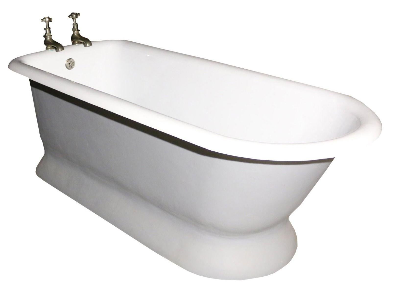 Rara bañera inglesa de hierro fundido de la época victoriana con faldón completo. Rara bañera inglesa de hierro fundido con faldón completo, de la época victoriana.