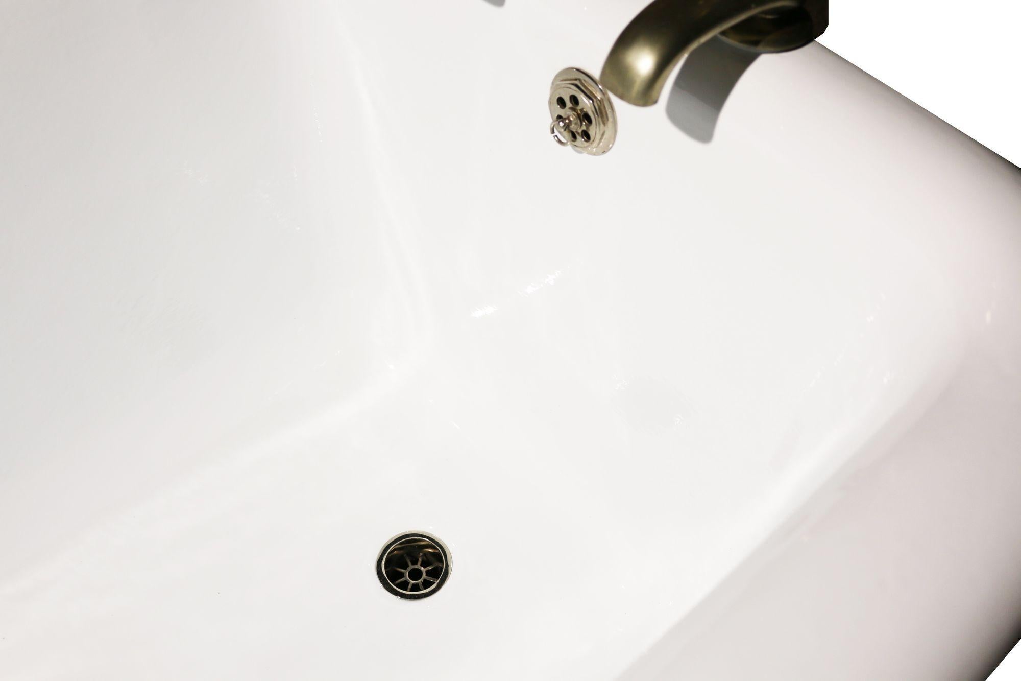 Rara Bañera Antigua de Hierro Fundido con Esmalte Nuevo en Bueno estado para la venta en Wormelow, Herefordshire