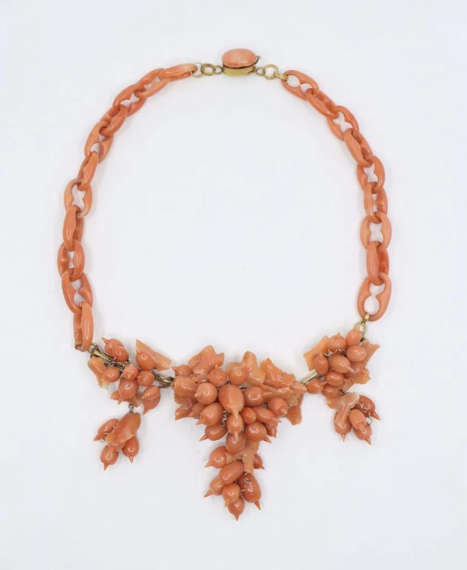 Uncut A Rare Antique Victorian Coral Parure - Coral Necklace, Bracelet & Brooch For Sale